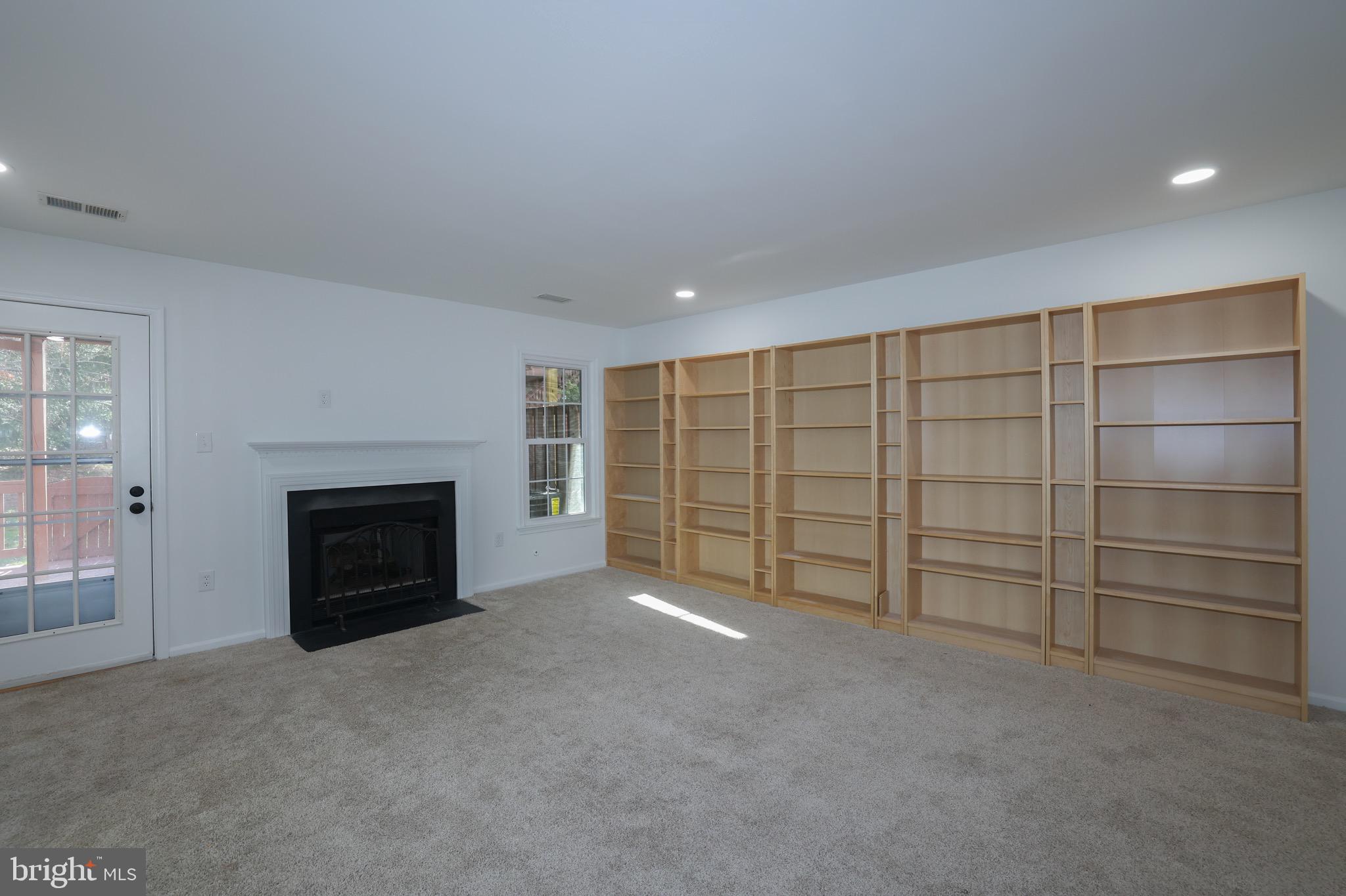 LOWES ISLAND - Residential Lease