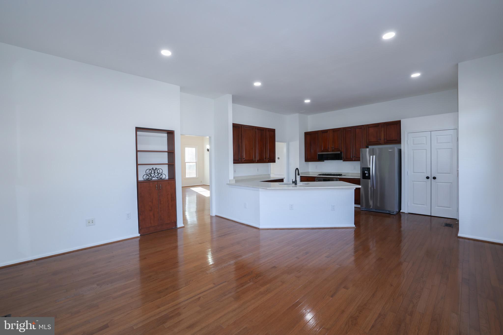 LOWES ISLAND - Residential Lease