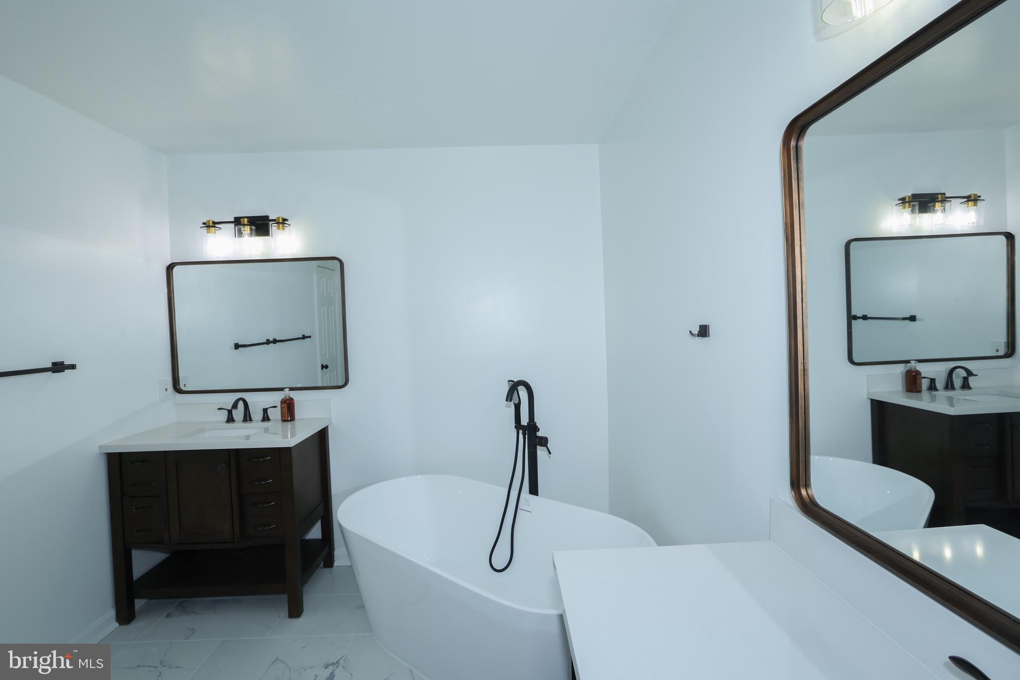 LOWES ISLAND - Residential Lease