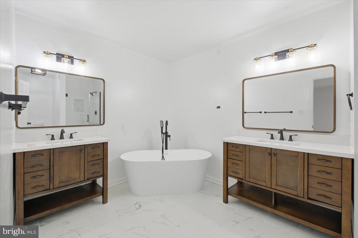 LOWES ISLAND - Residential Lease