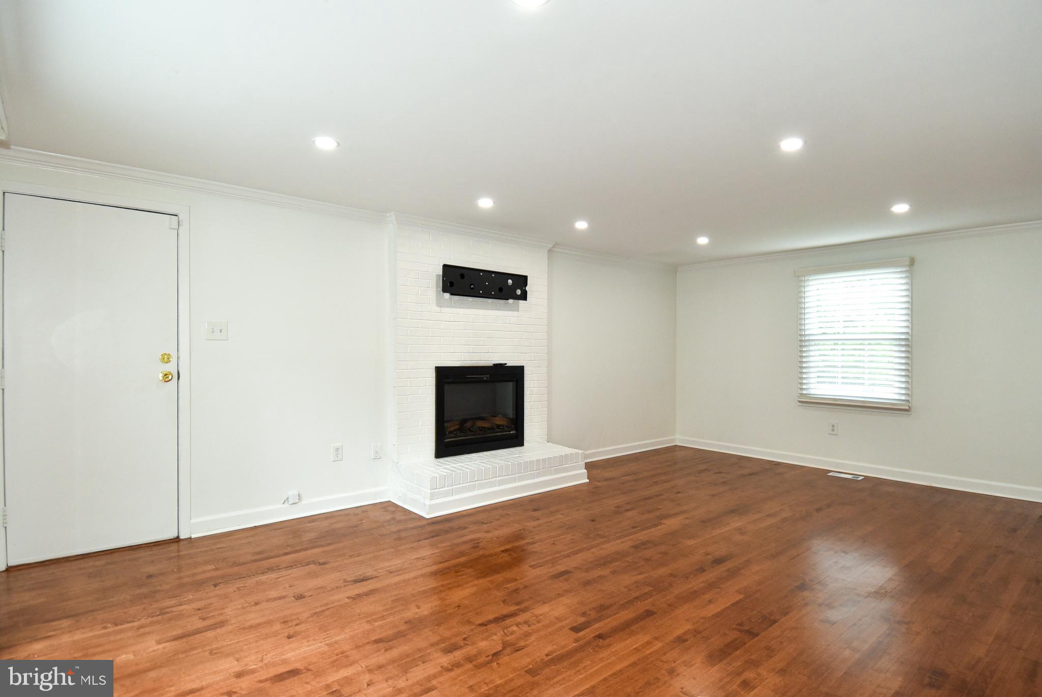 FOLKSTONE - Residential Lease