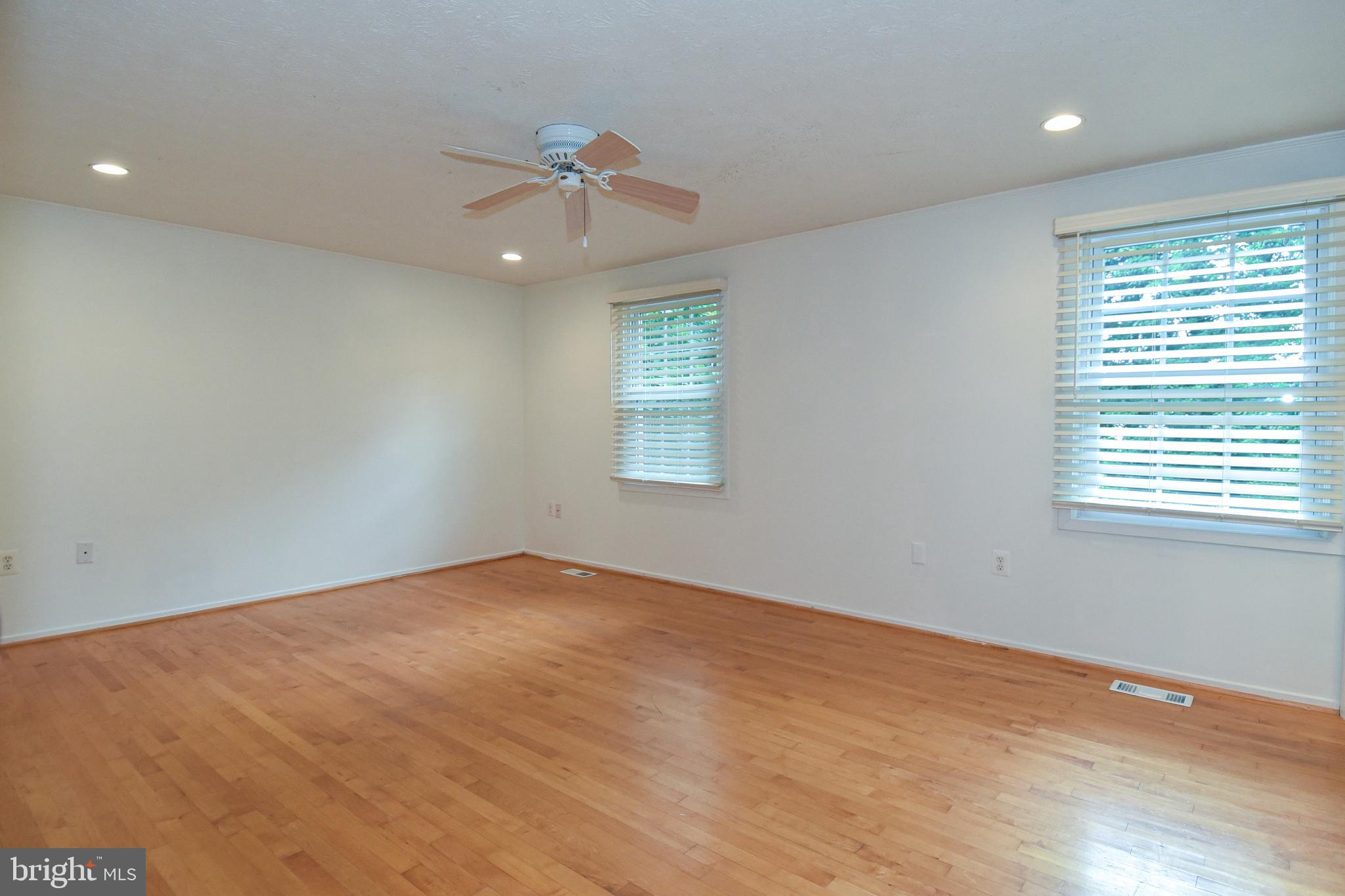 FOLKSTONE - Residential Lease