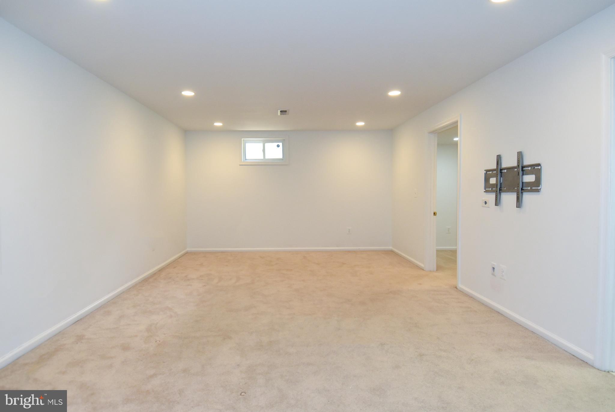 FOLKSTONE - Residential Lease