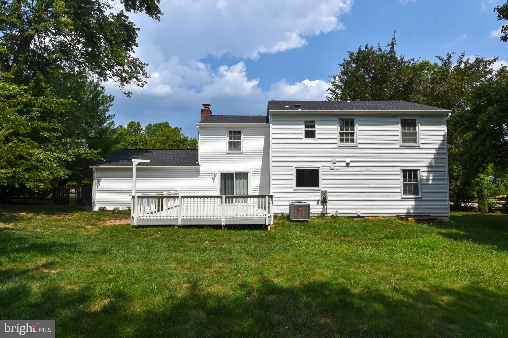 FOLKSTONE - Residential Lease