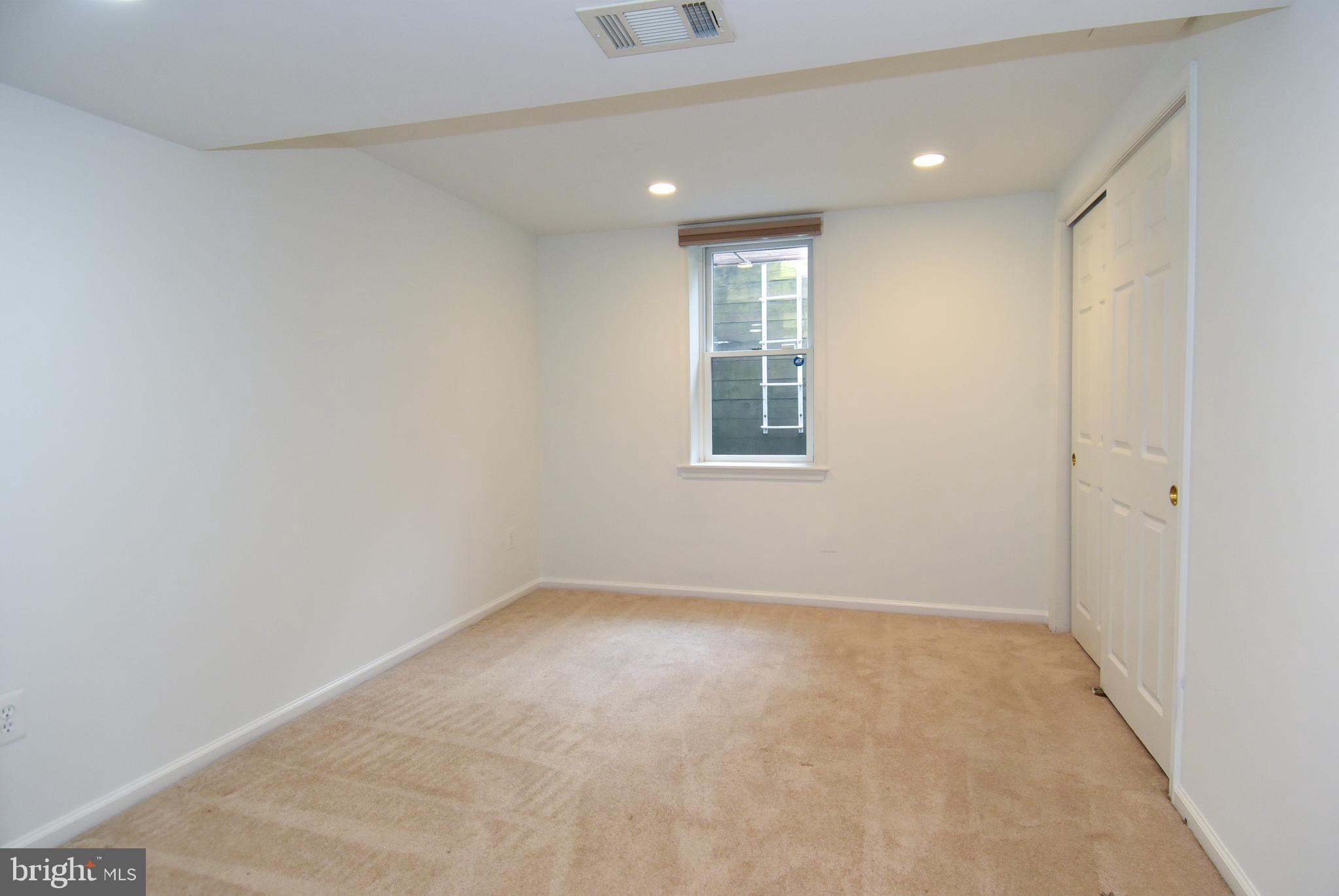 FOLKSTONE - Residential Lease