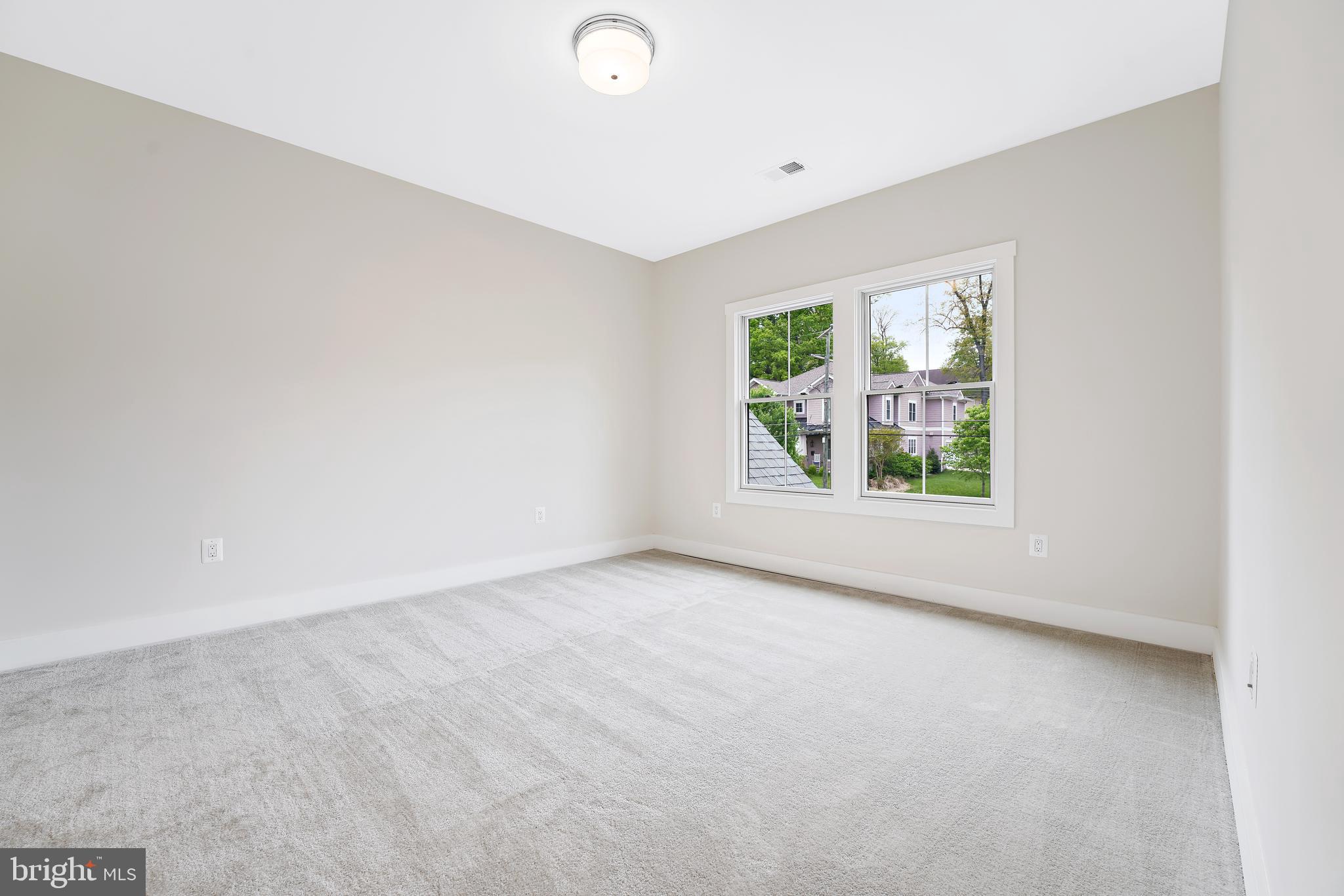 PIMMIT HILLS - Residential