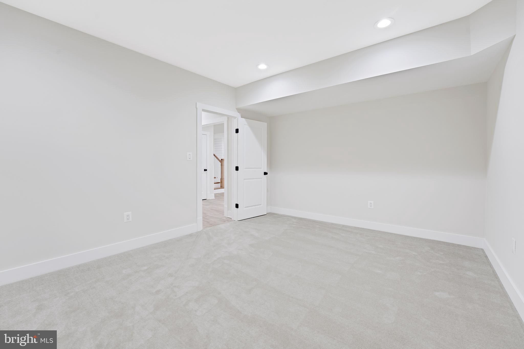 PIMMIT HILLS - Residential