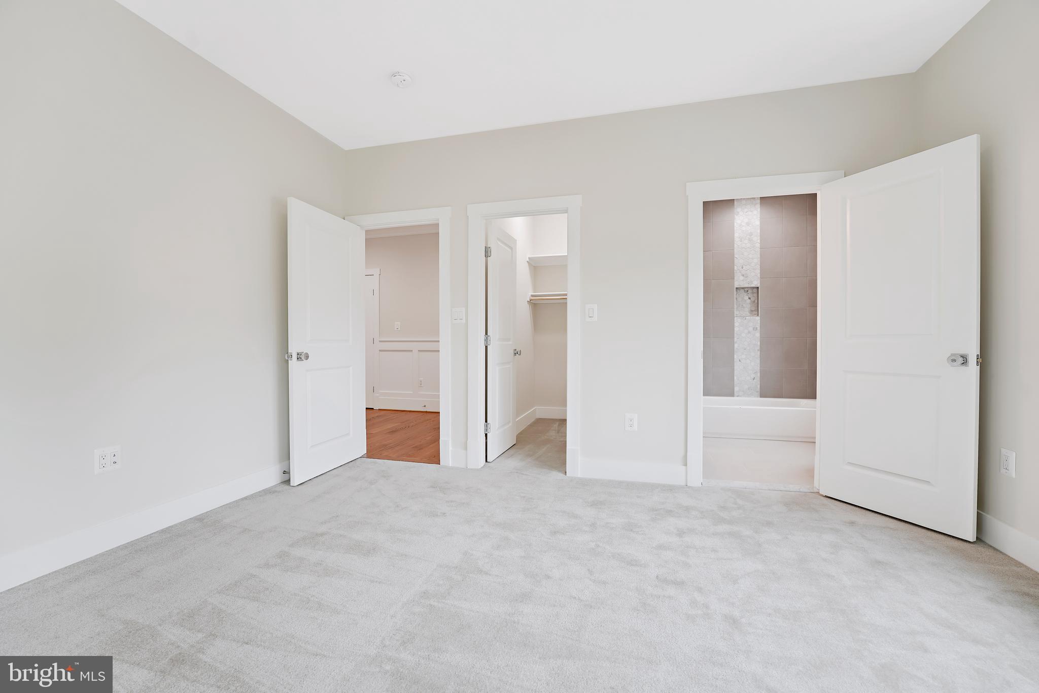 PIMMIT HILLS - Residential