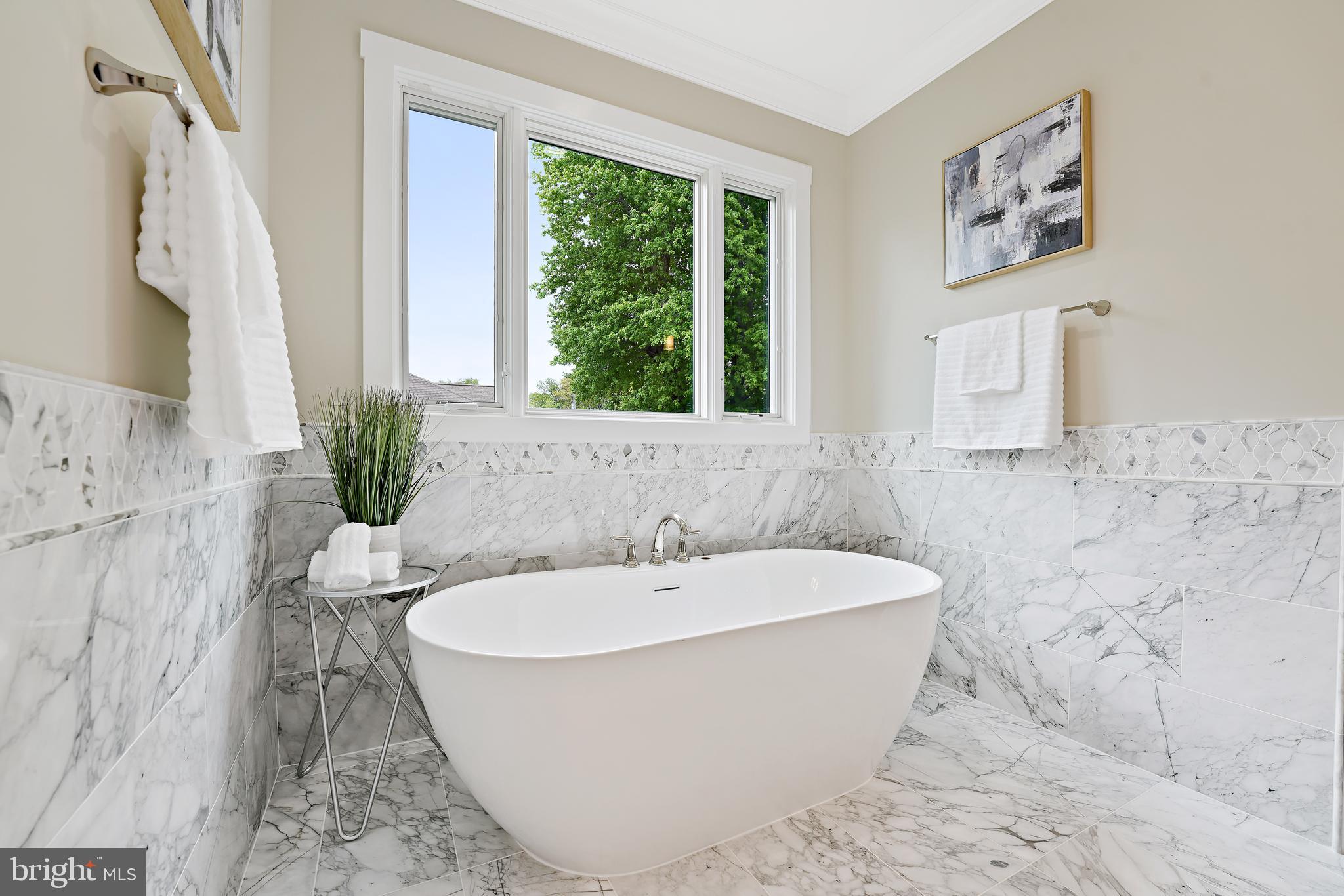 PIMMIT HILLS - Residential