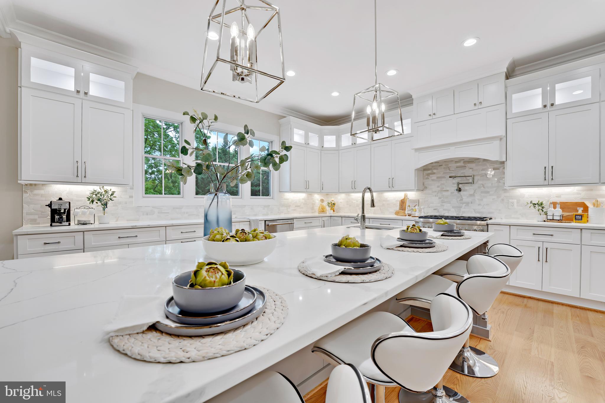 PIMMIT HILLS - Residential