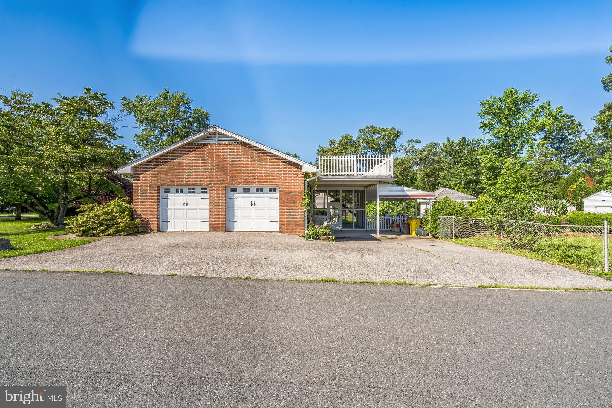 OAKDALE - Residential