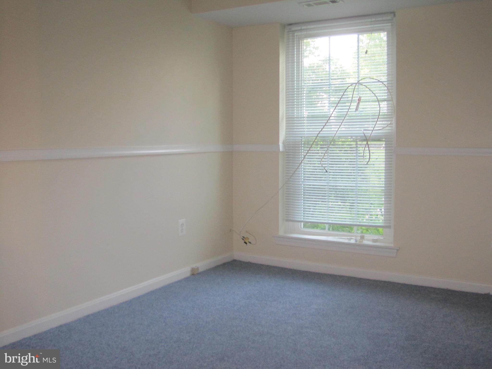 KEENE MILL WOODS - Residential Lease