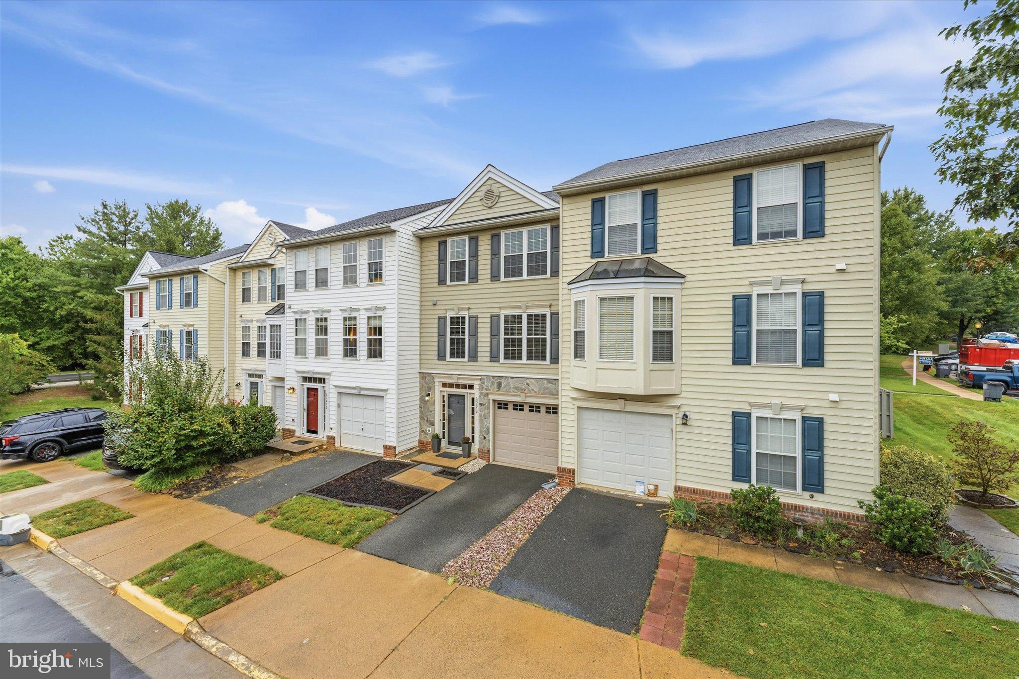 35872 DEVON PARK SQUARE
