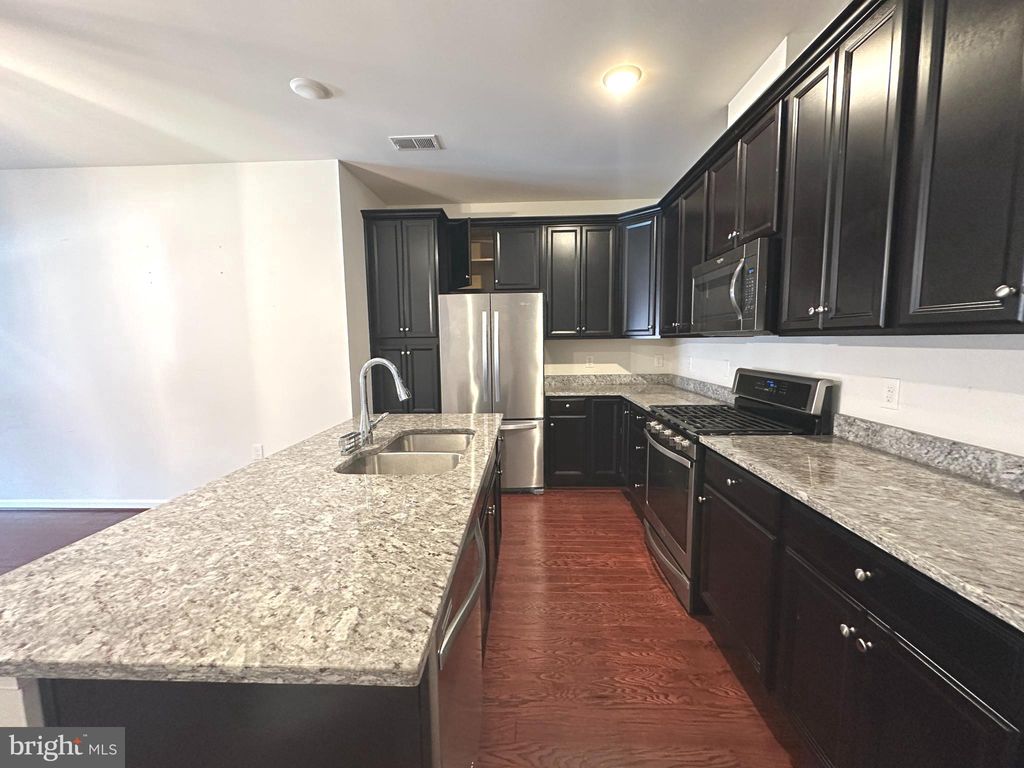 Photo of 10717 Viognier Terrace, FAIRFAX, VA 22030 (MLS # VAFC2007152)