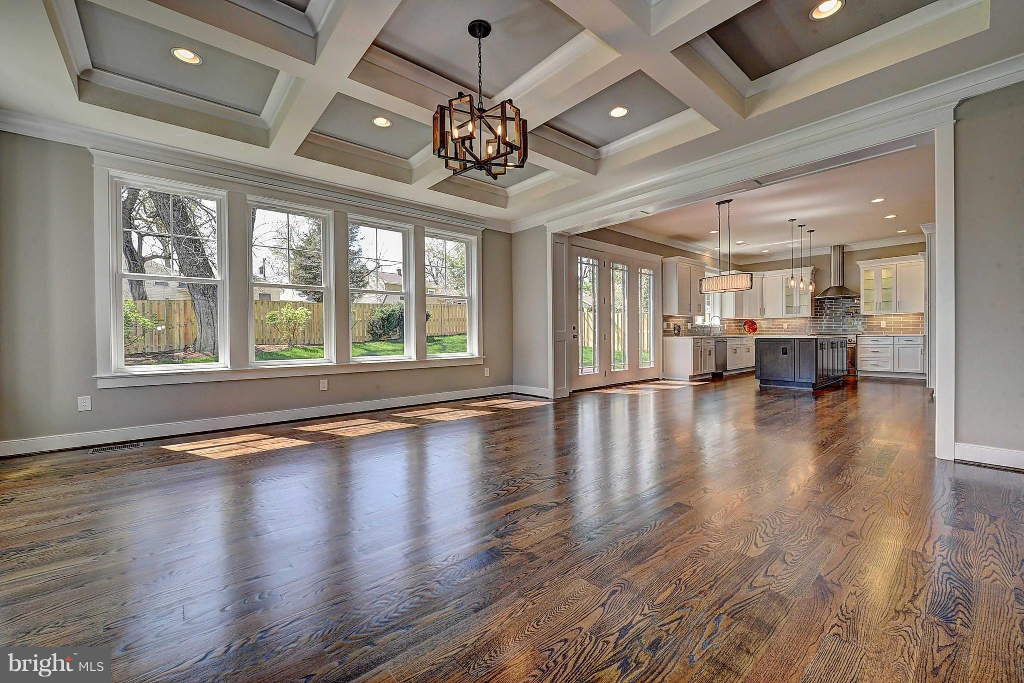 VIENNA WOODS - Residential