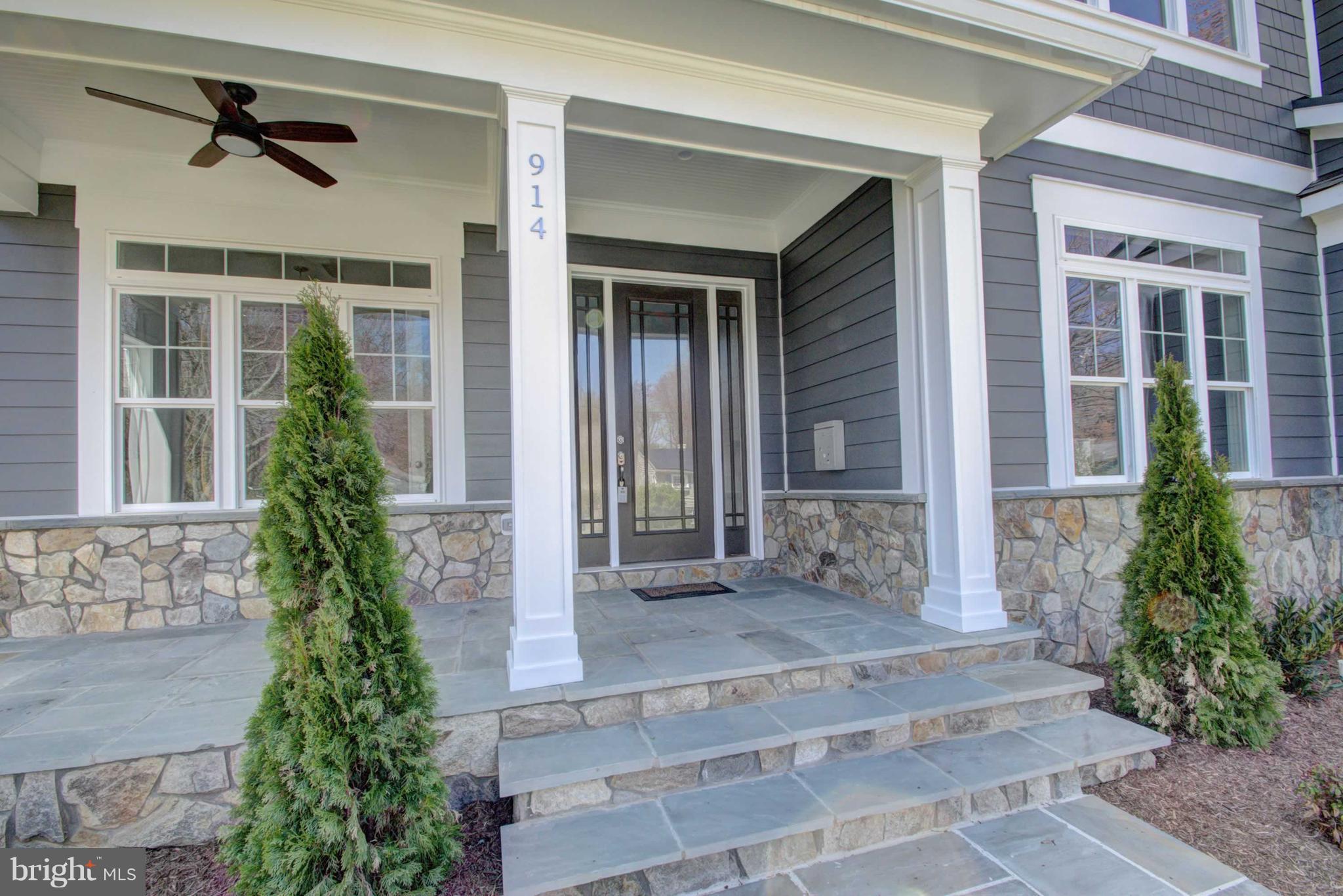 VIENNA WOODS - Residential