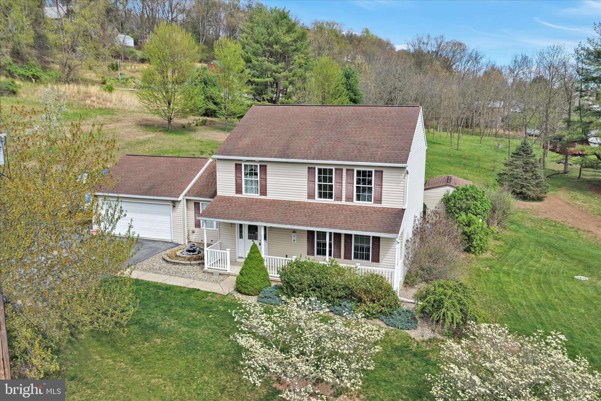 LAKE WYNONAH - Residential