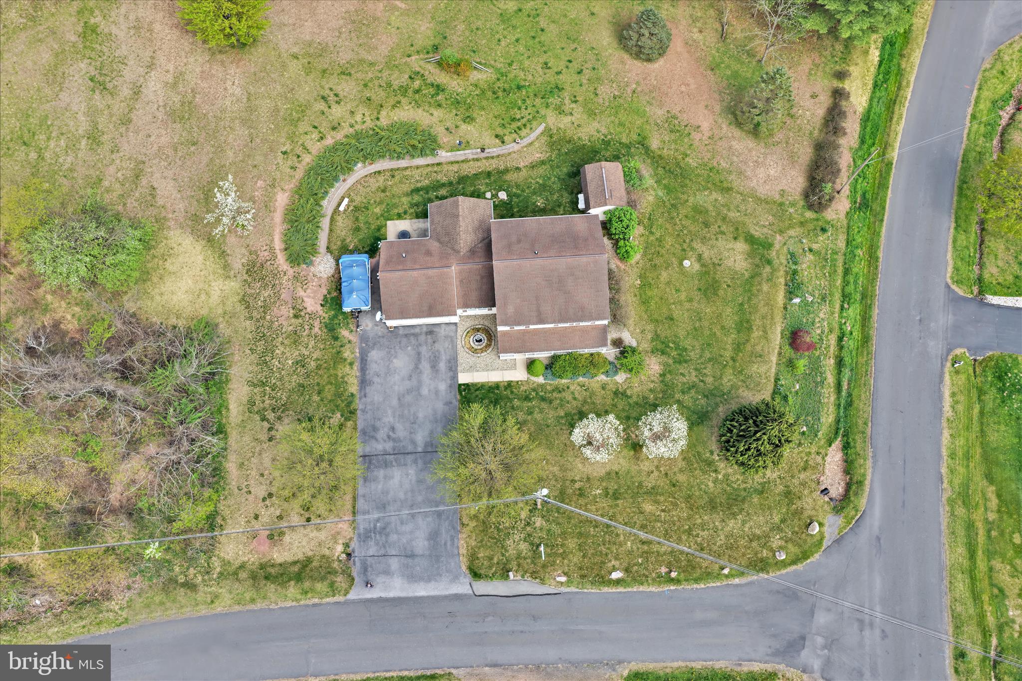 LAKE WYNONAH - Residential