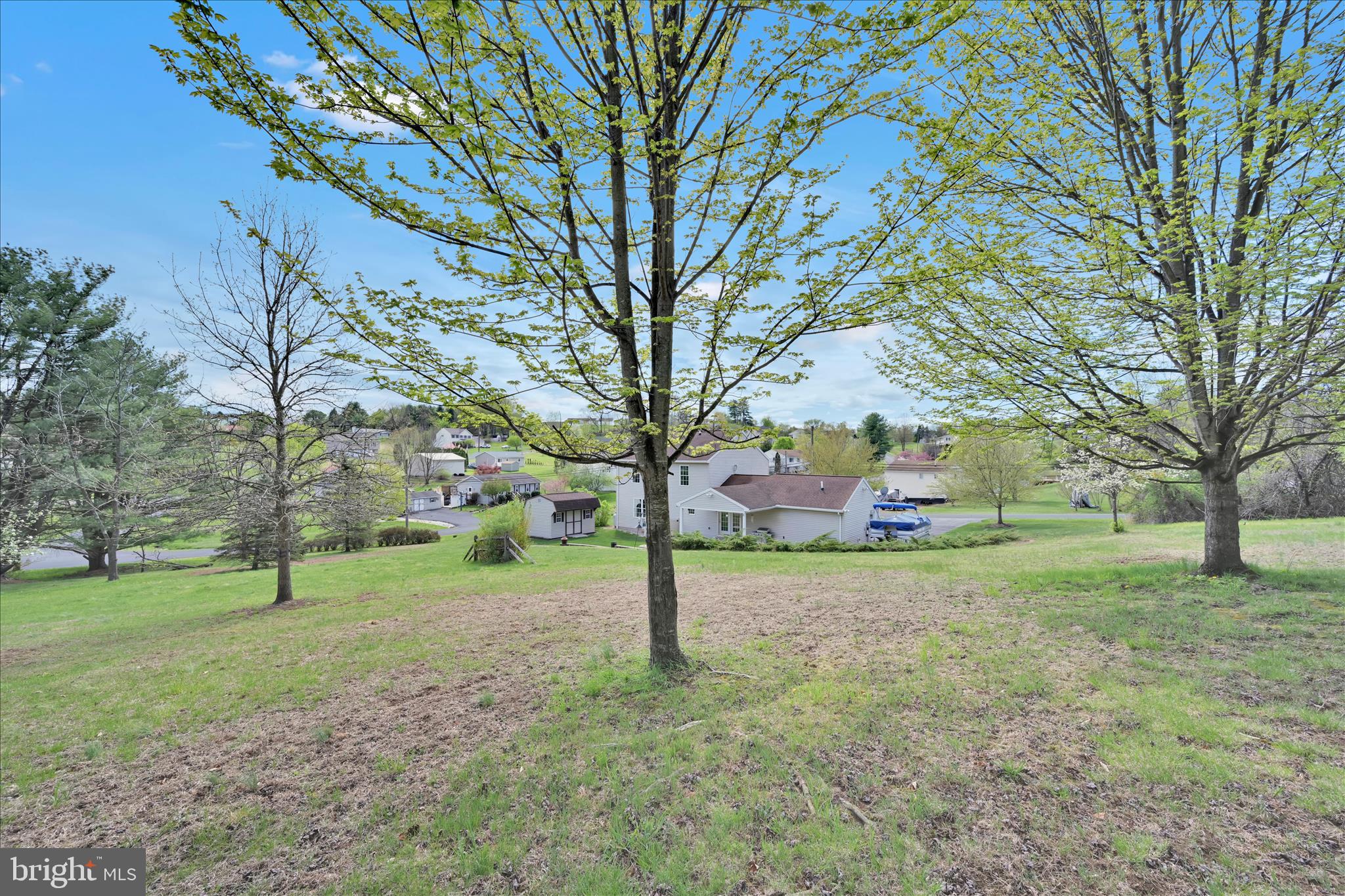 LAKE WYNONAH - Residential