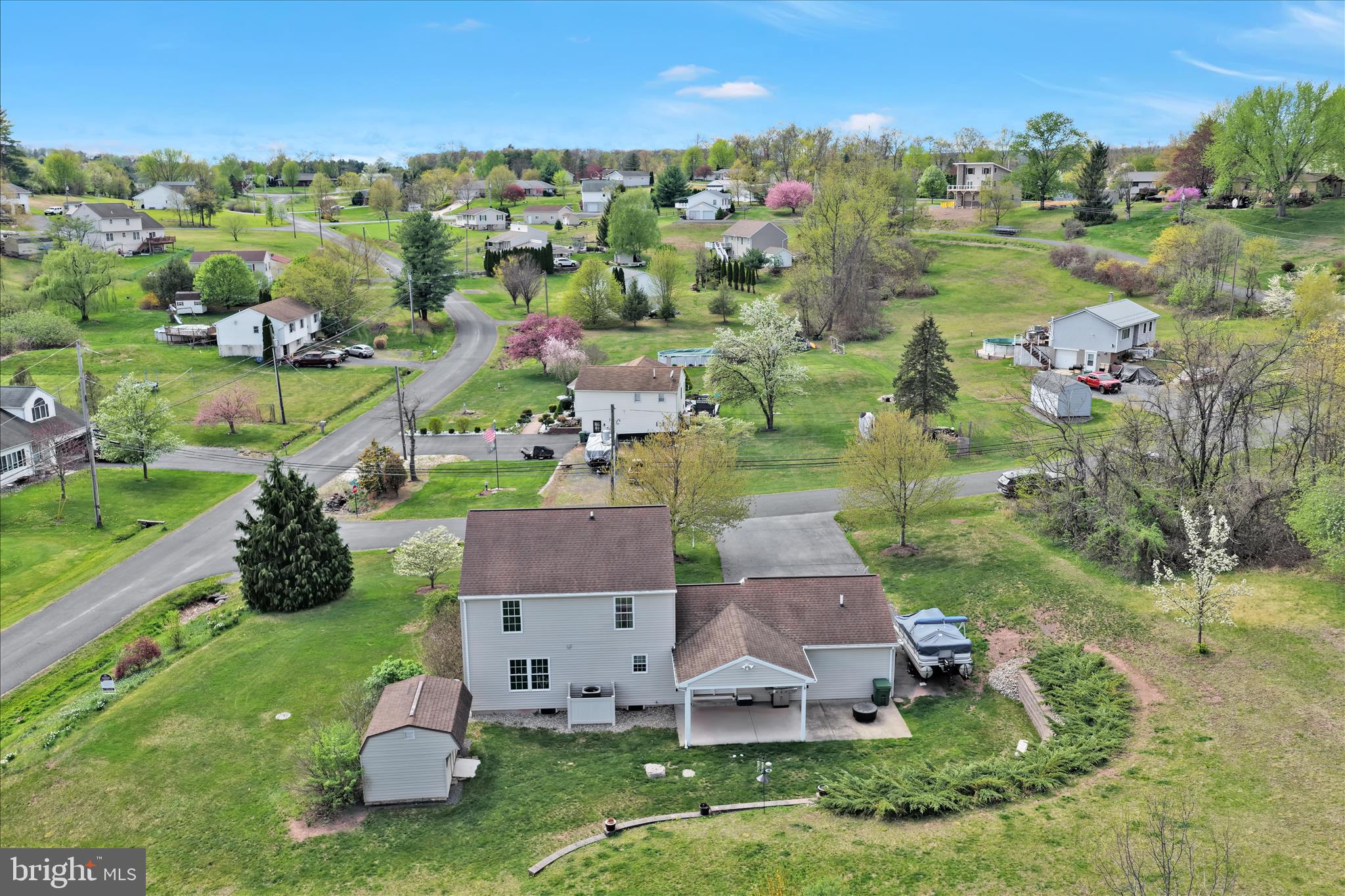 LAKE WYNONAH - Residential