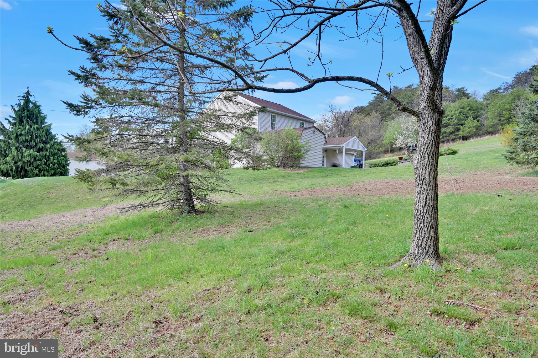 LAKE WYNONAH - Residential