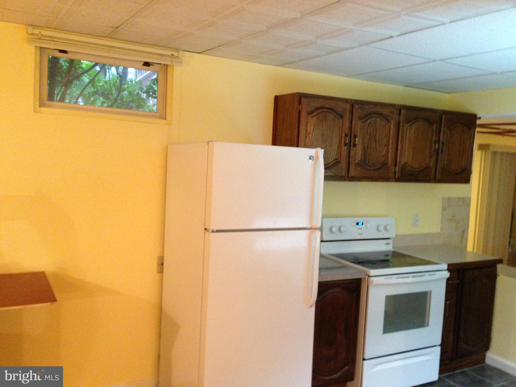 FOXHALL - Residential Lease