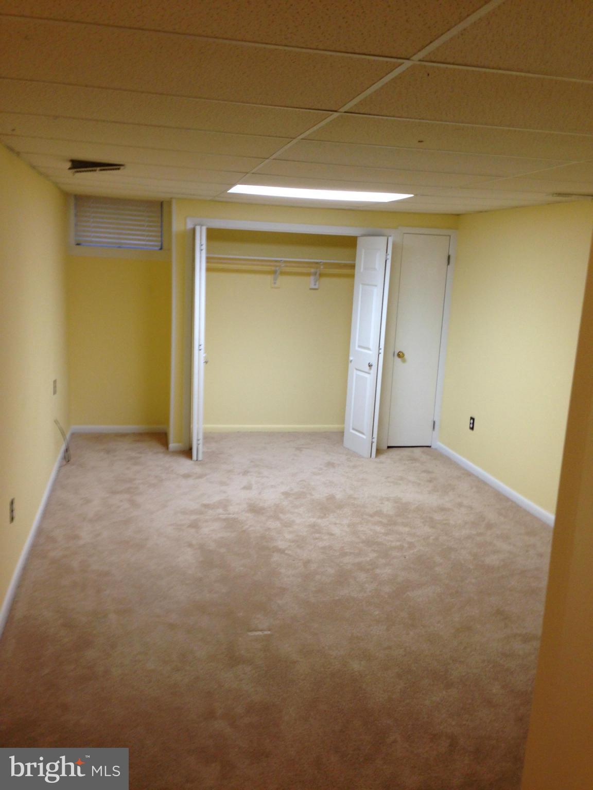 FOXHALL - Residential Lease