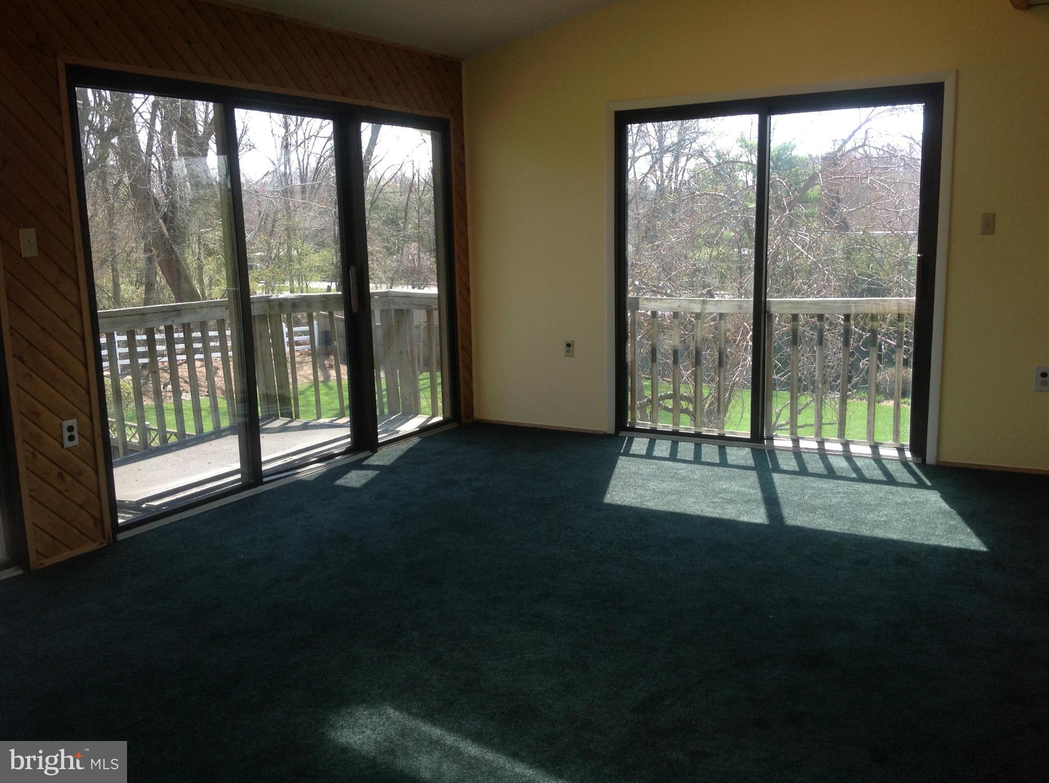 FOXHALL - Residential Lease