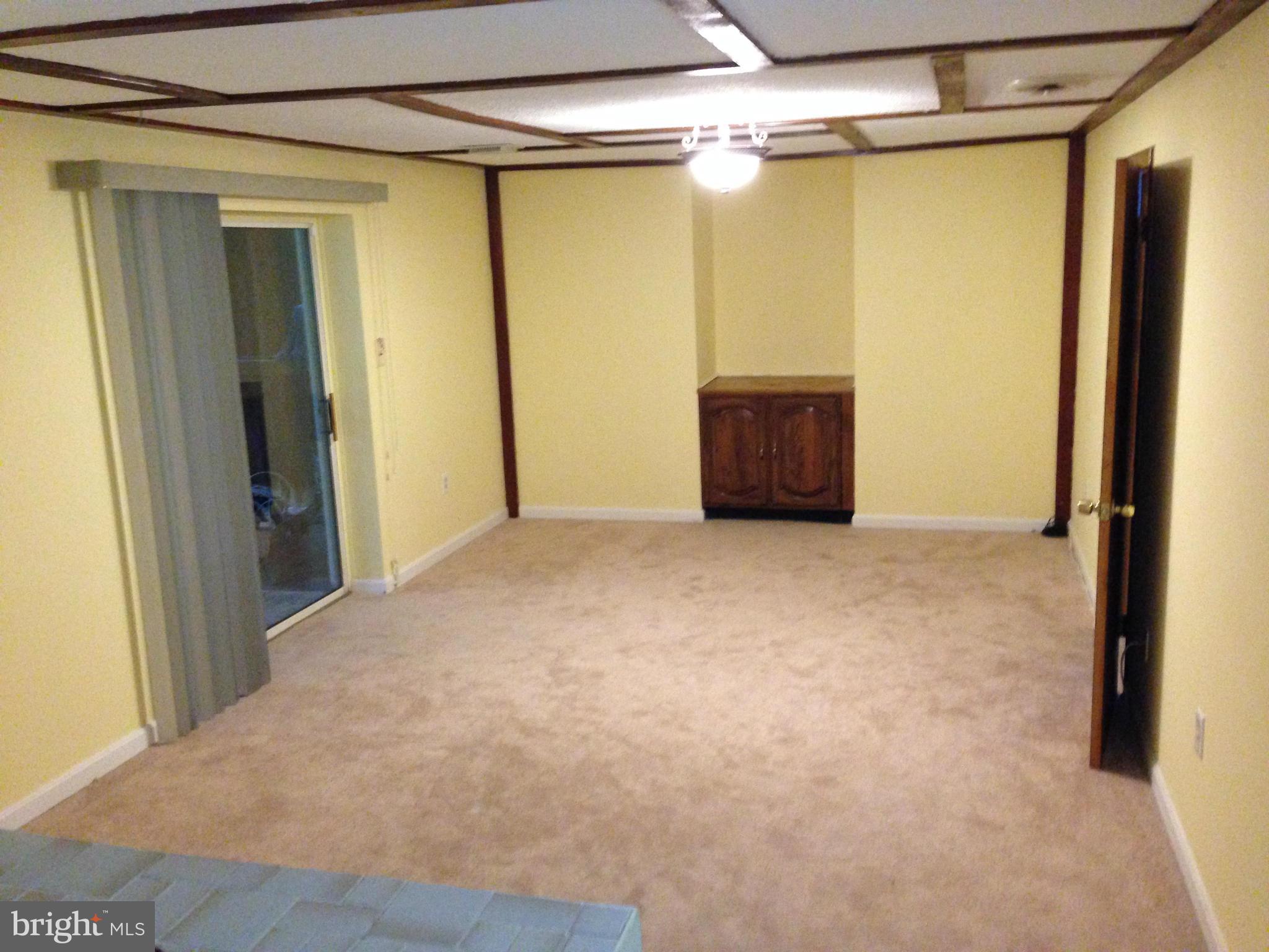 FOXHALL - Residential Lease