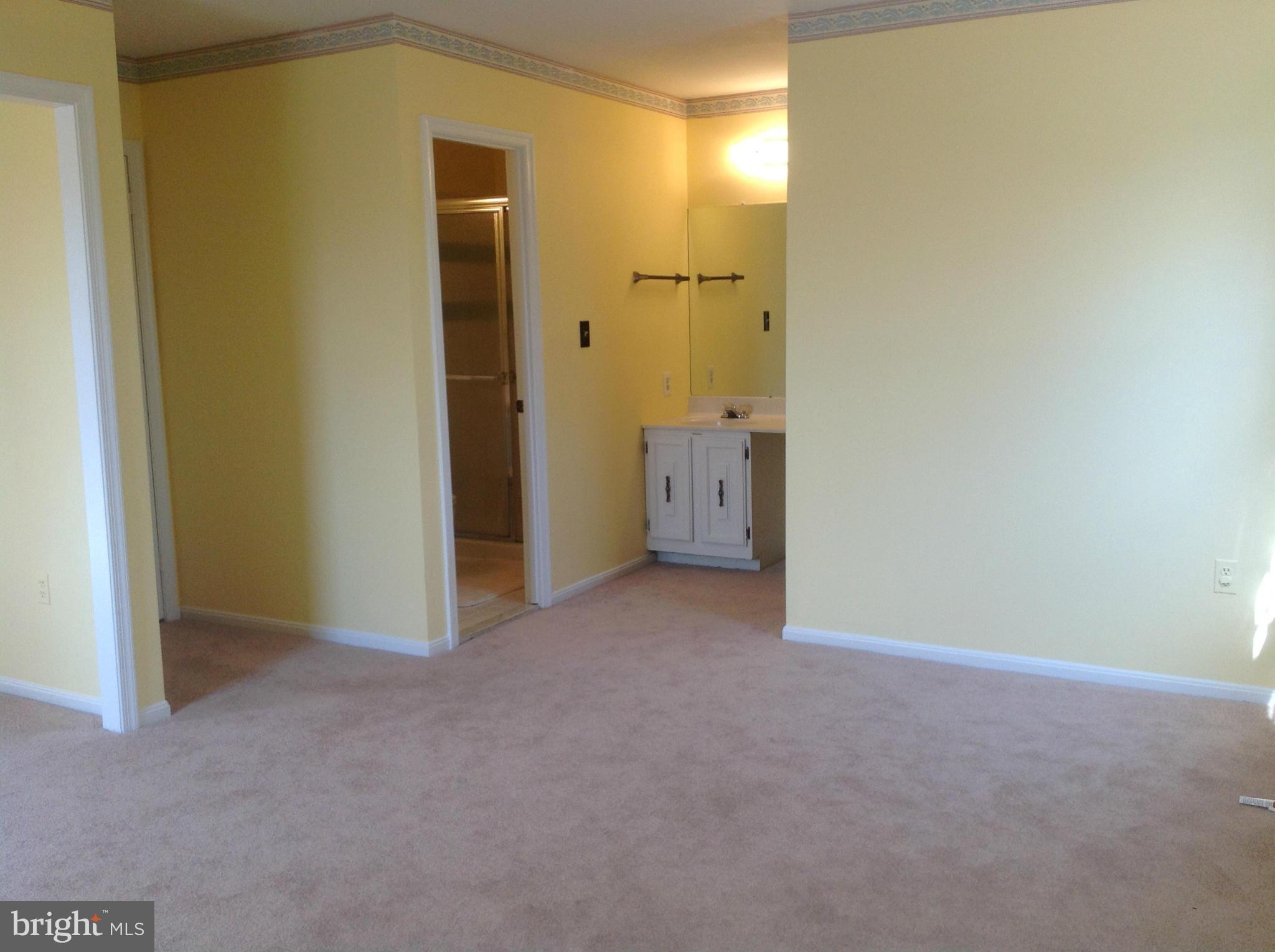 FOXHALL - Residential Lease