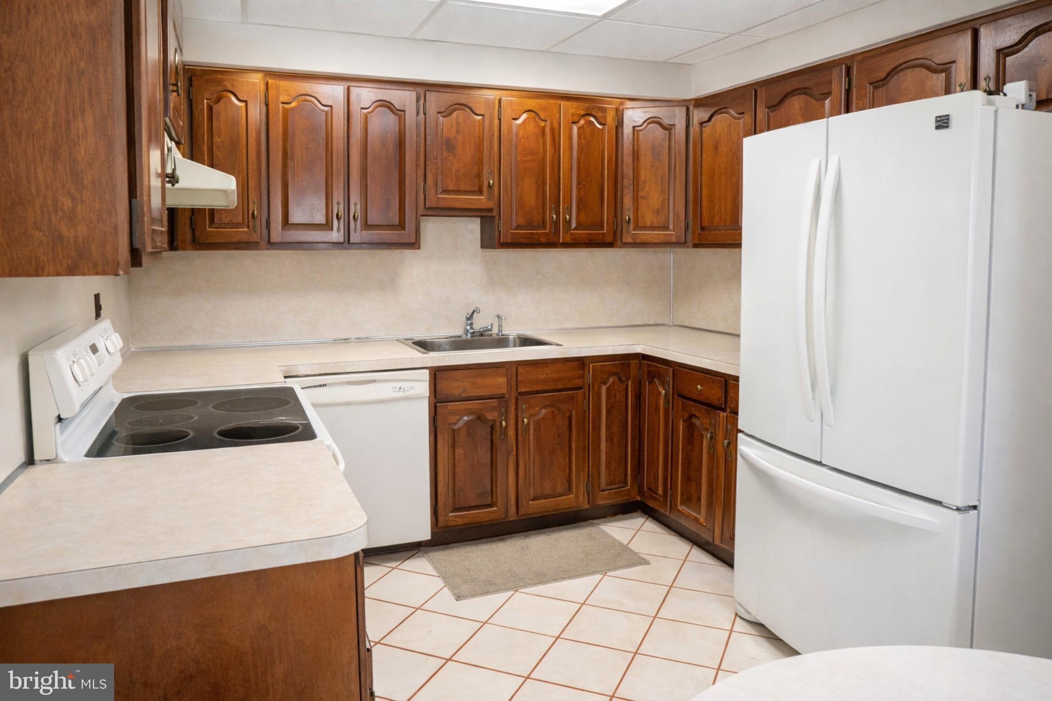 JUNEWOOD - Residential