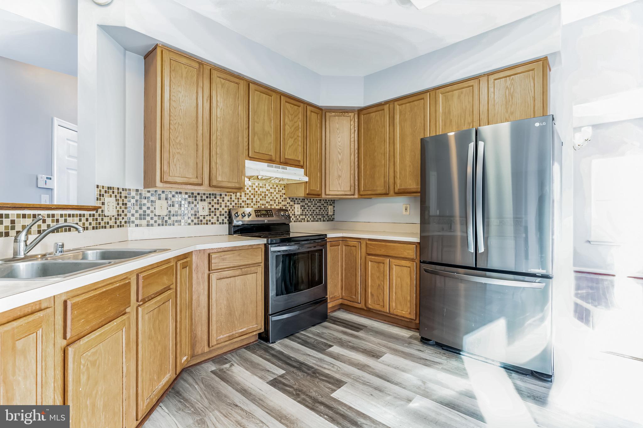 HAWKS REST - Residential