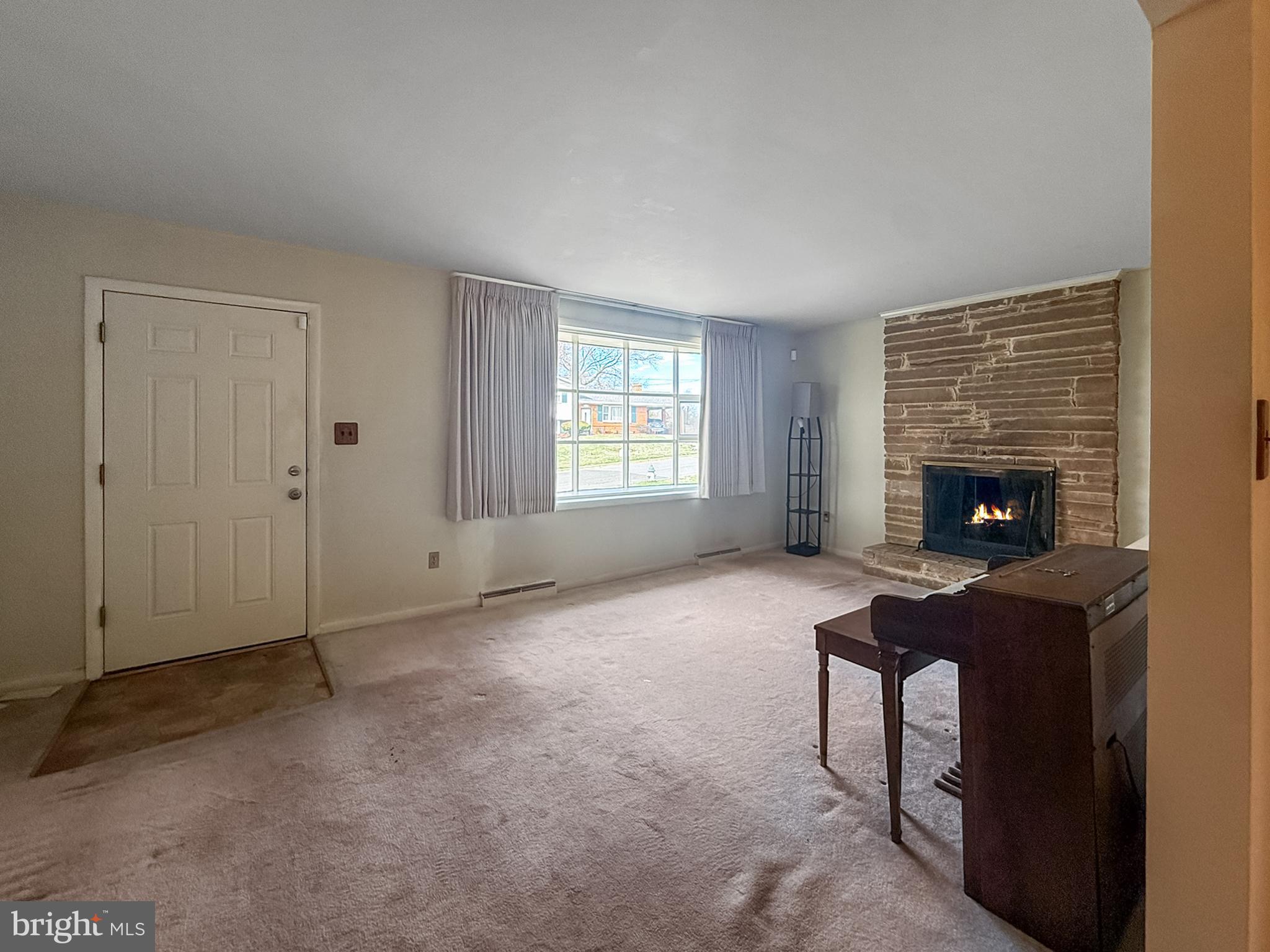 WOODBERRY FOREST - Residential