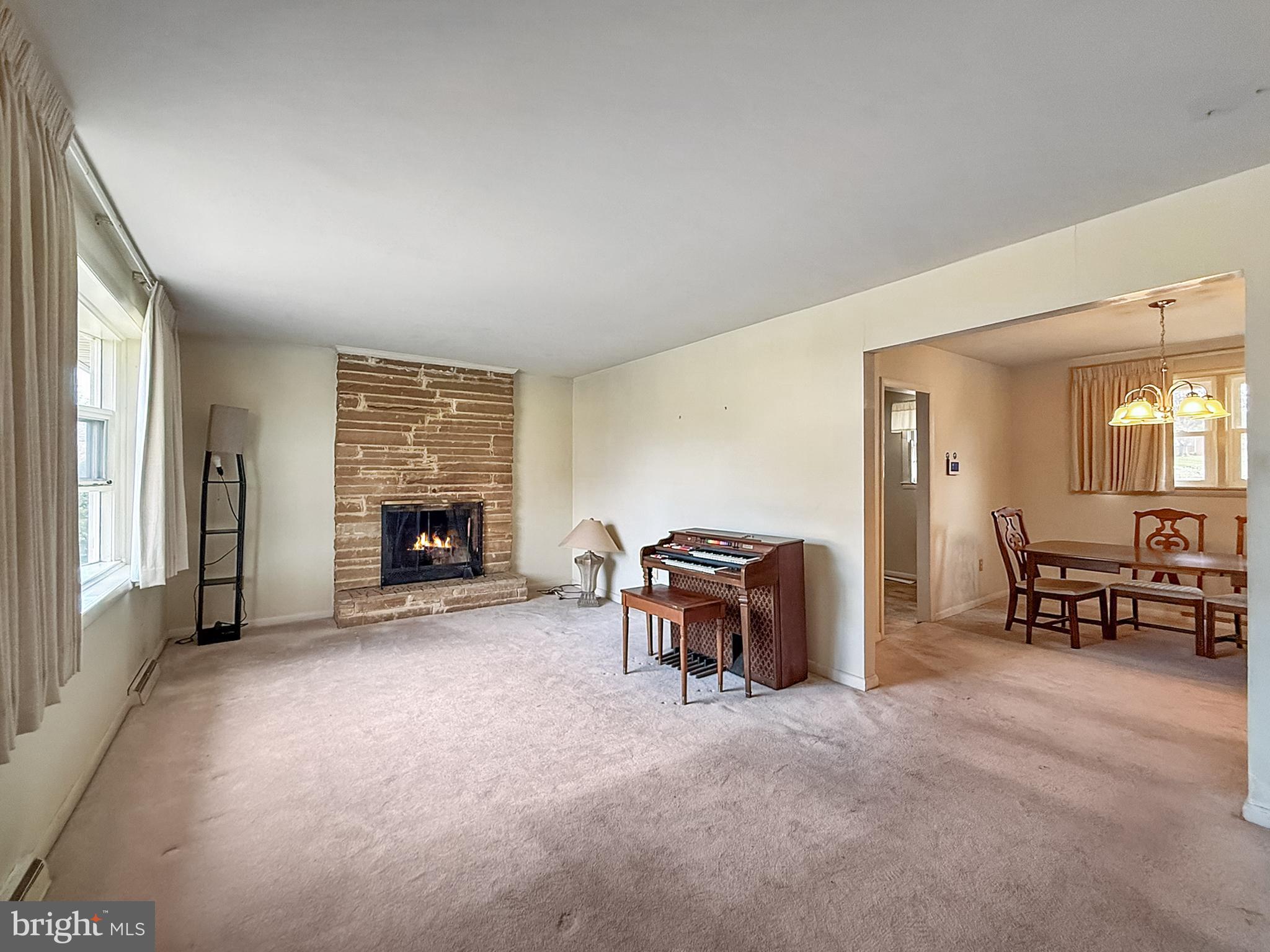 WOODBERRY FOREST - Residential