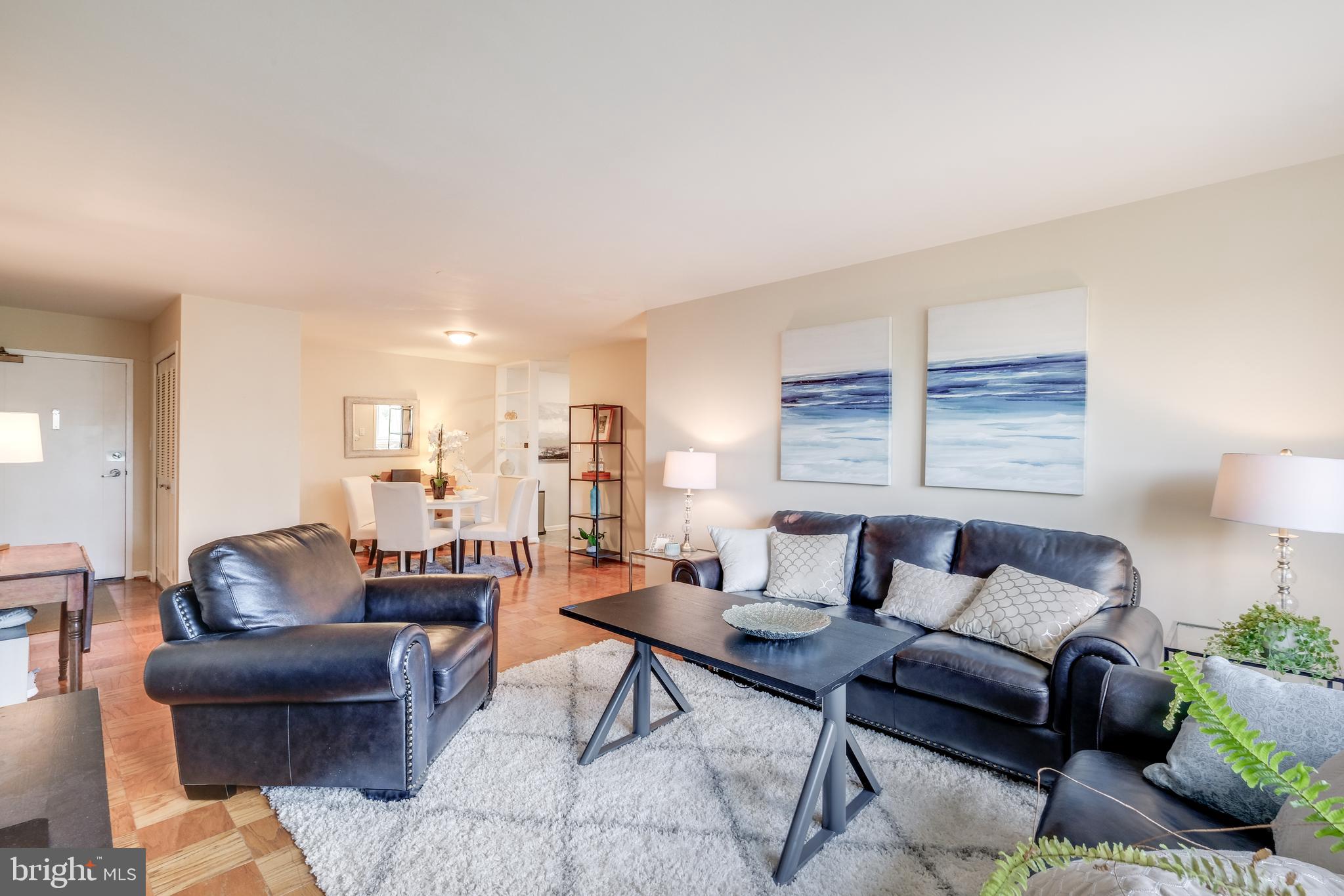 WHITEHALL - Residential