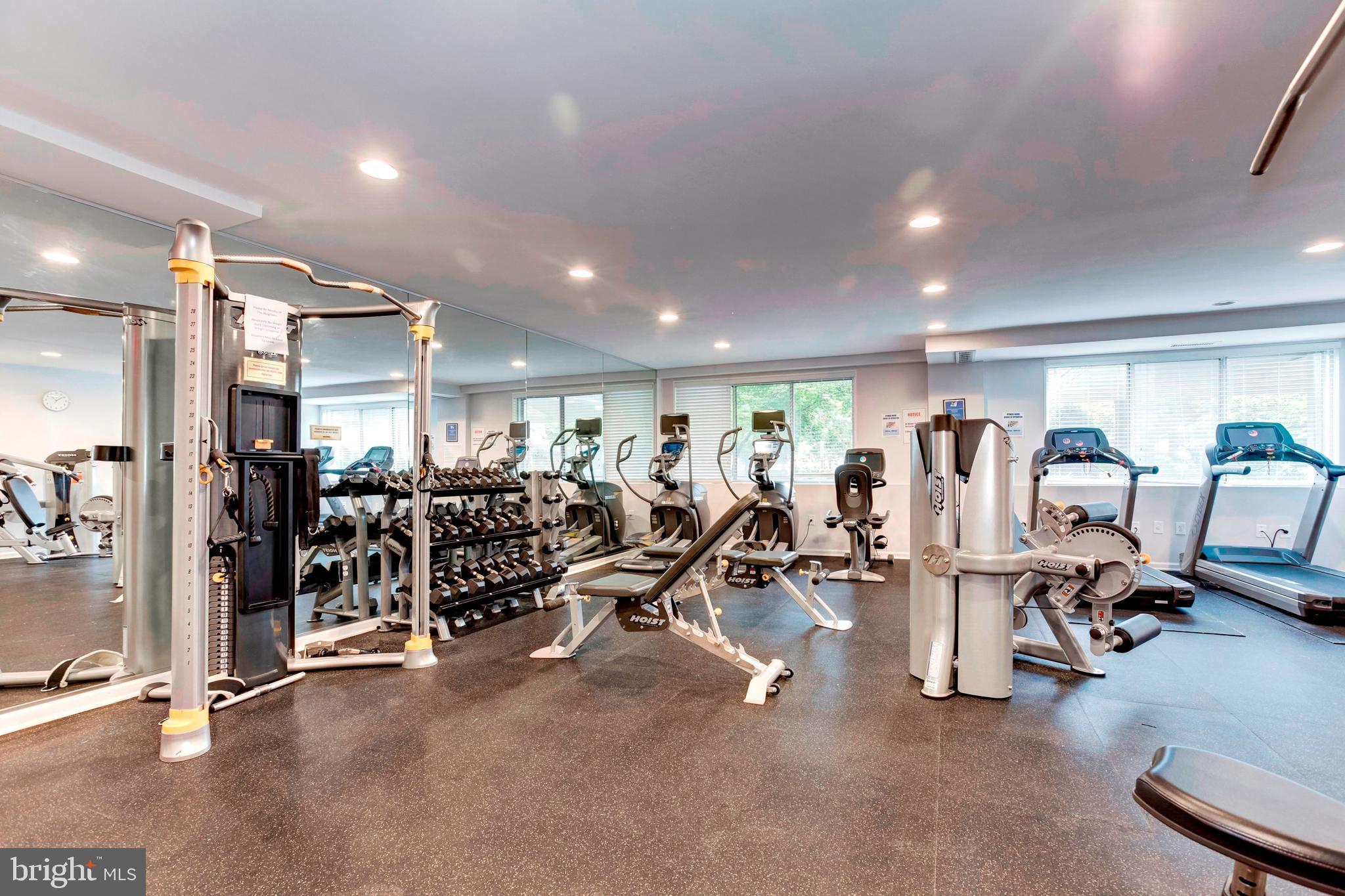 WHITEHALL - Residential