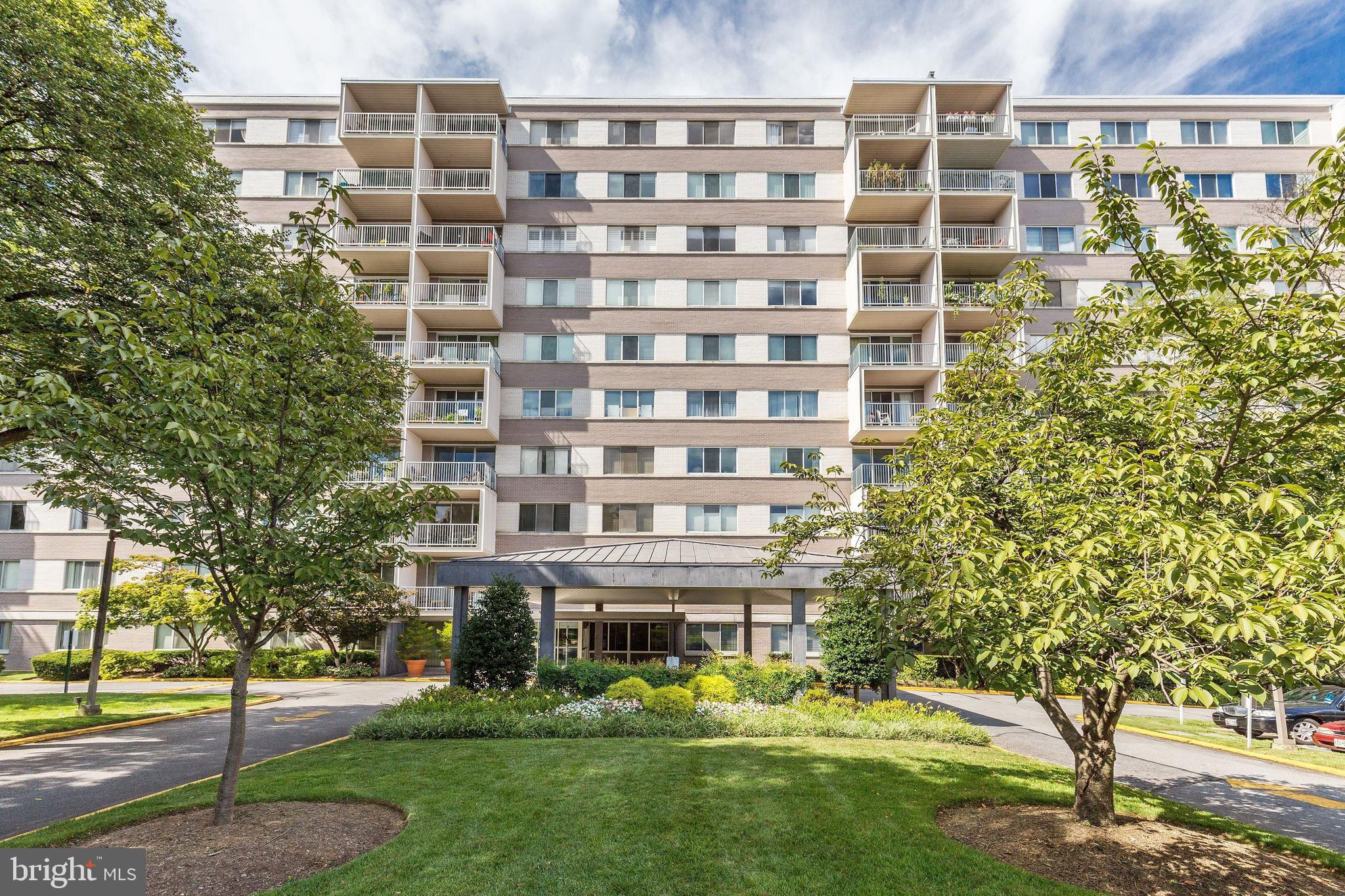 WHITEHALL - Residential