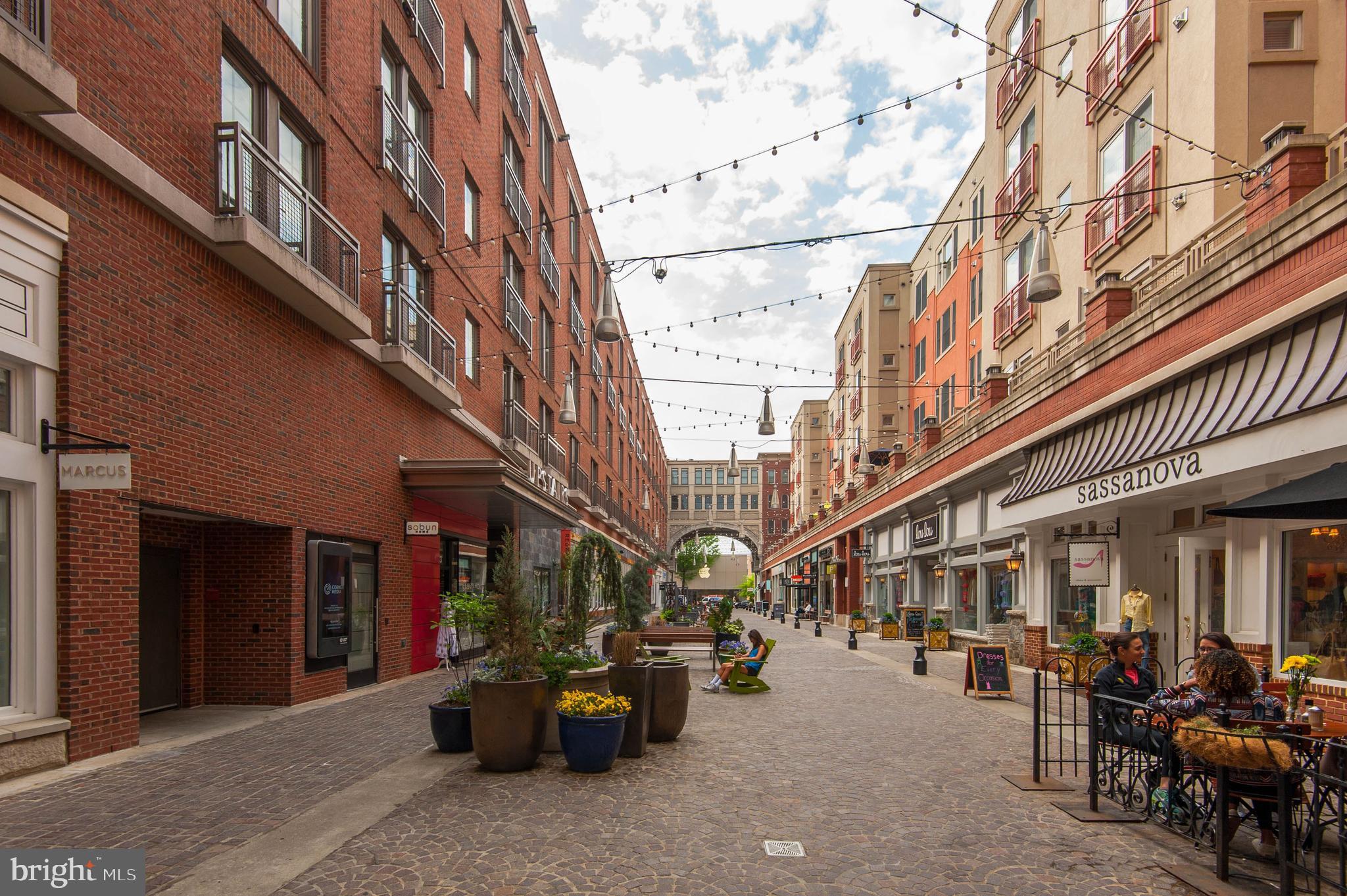 WHITEHALL - Residential