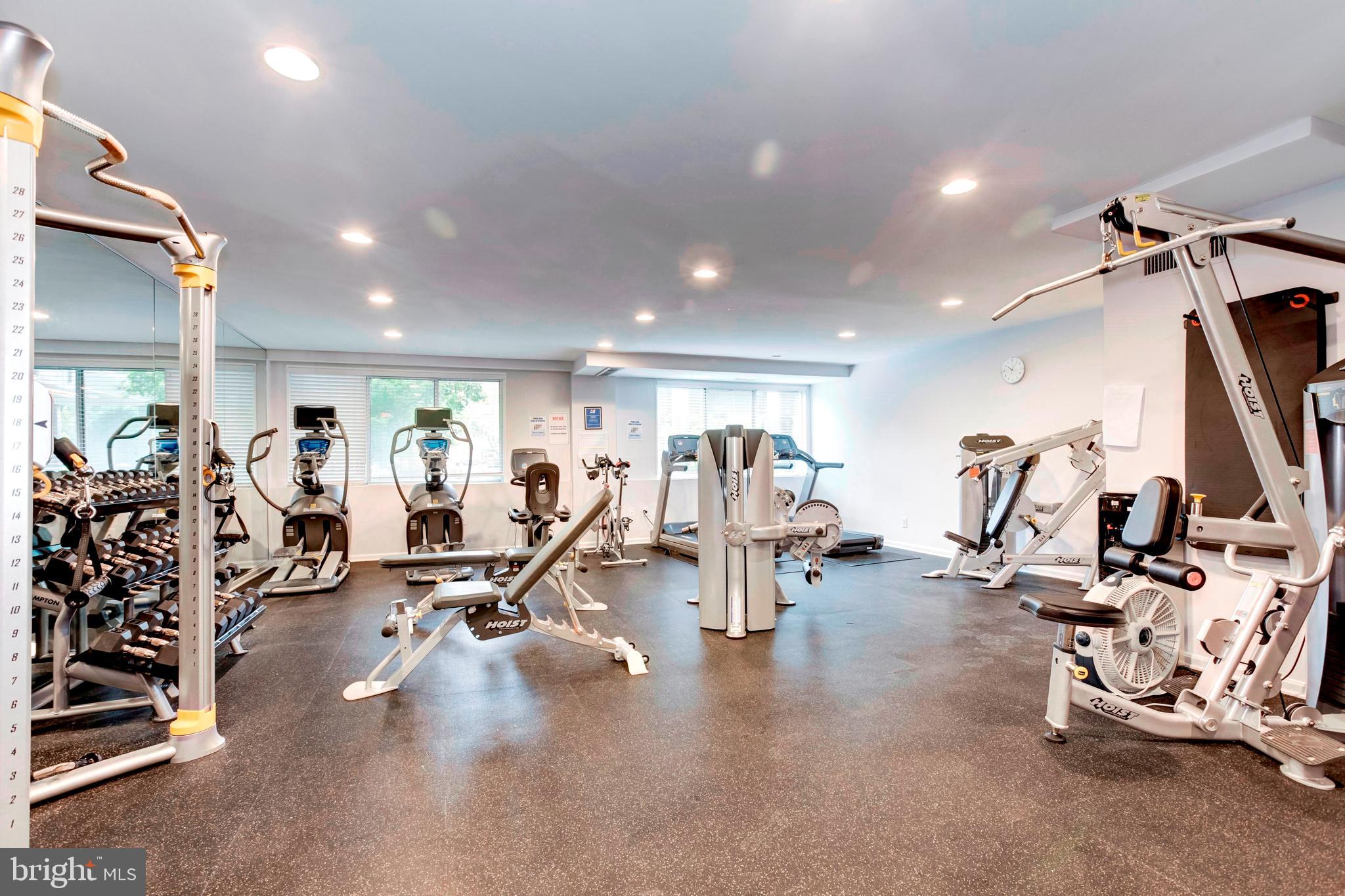 WHITEHALL - Residential