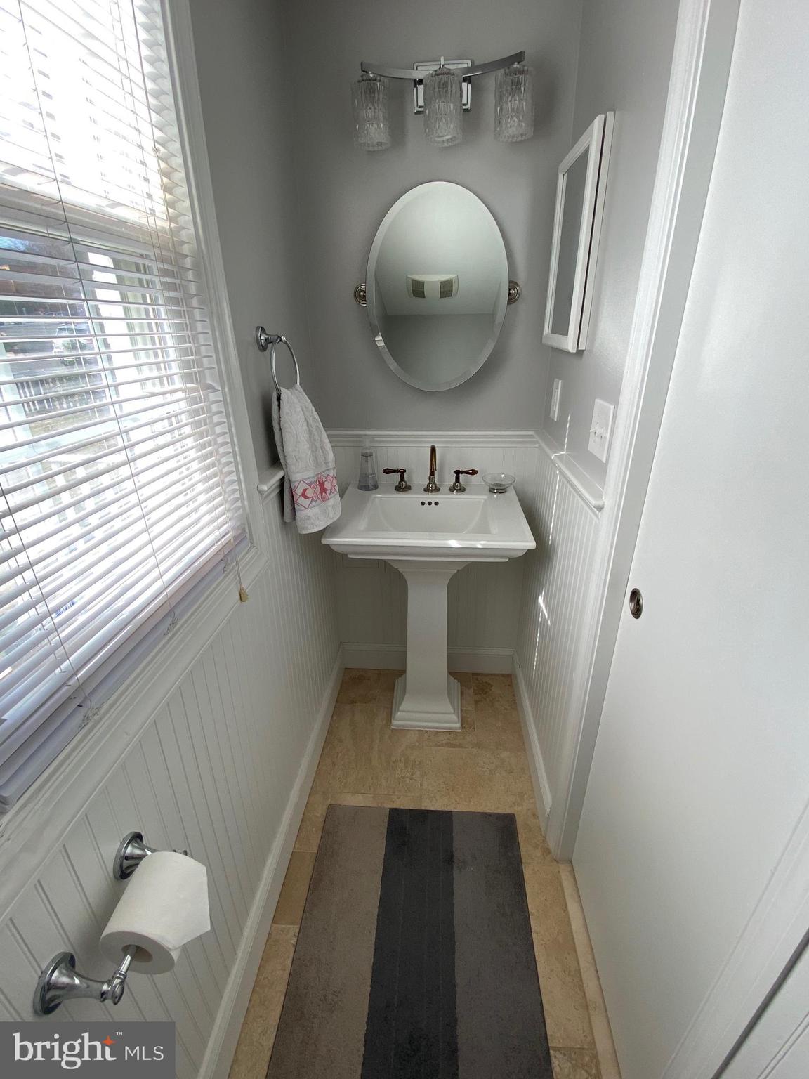 OAKCREST - Residential Lease