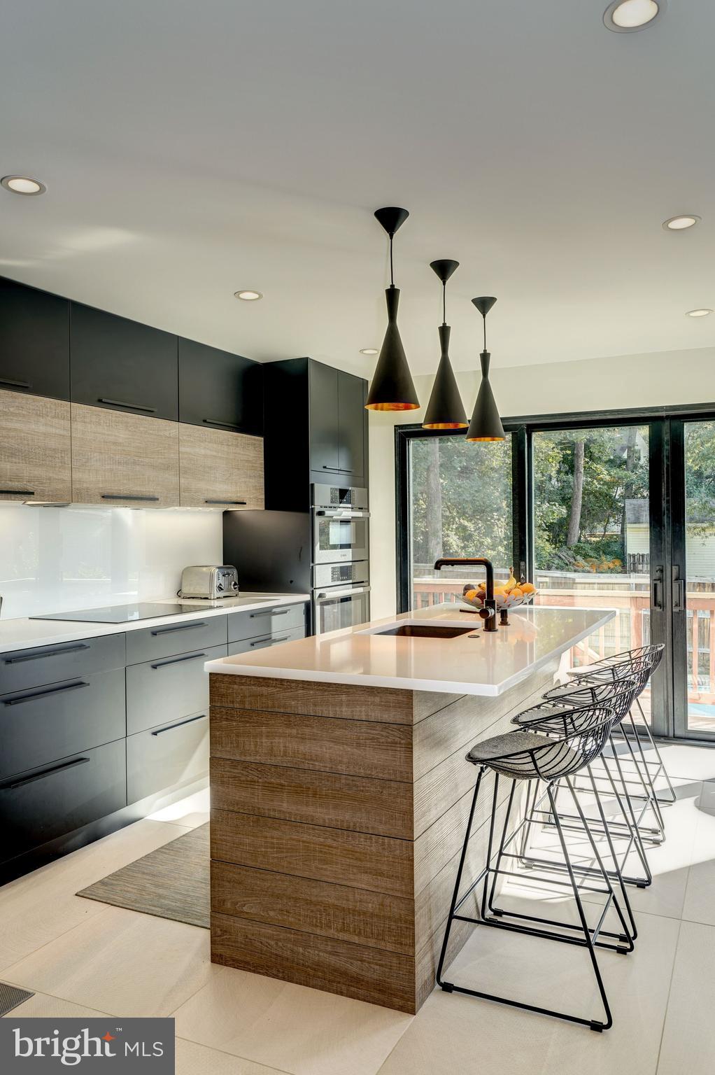 OAKCREST - Residential Lease