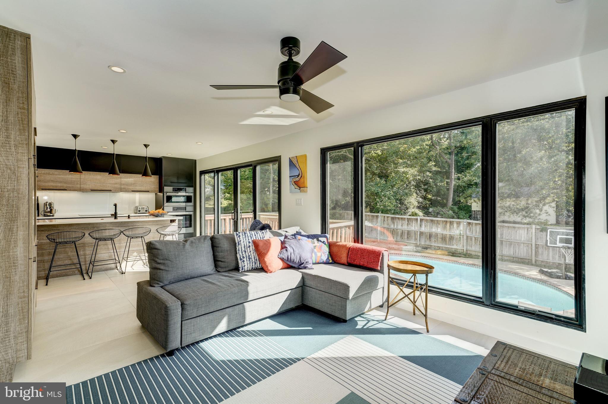 OAKCREST - Residential Lease