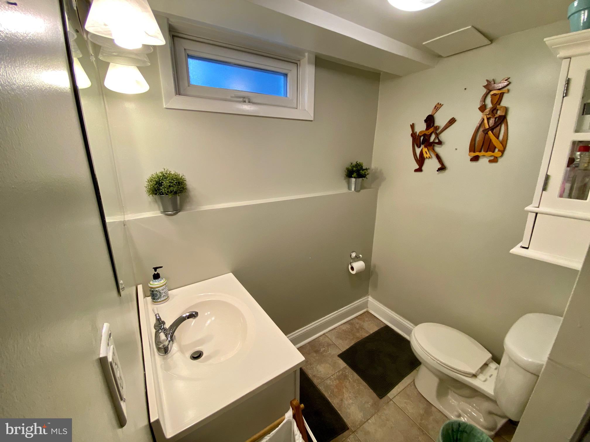 OAKCREST - Residential Lease