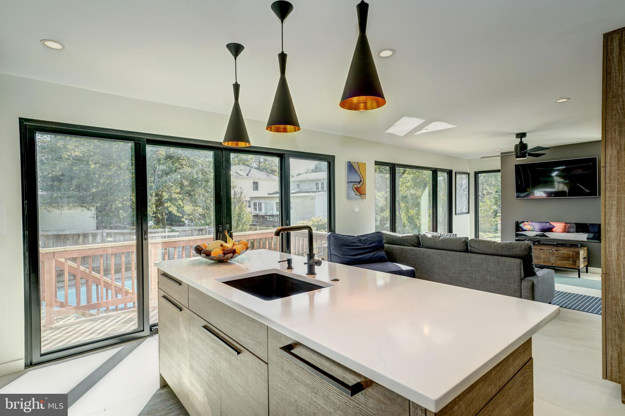 OAKCREST - Residential Lease