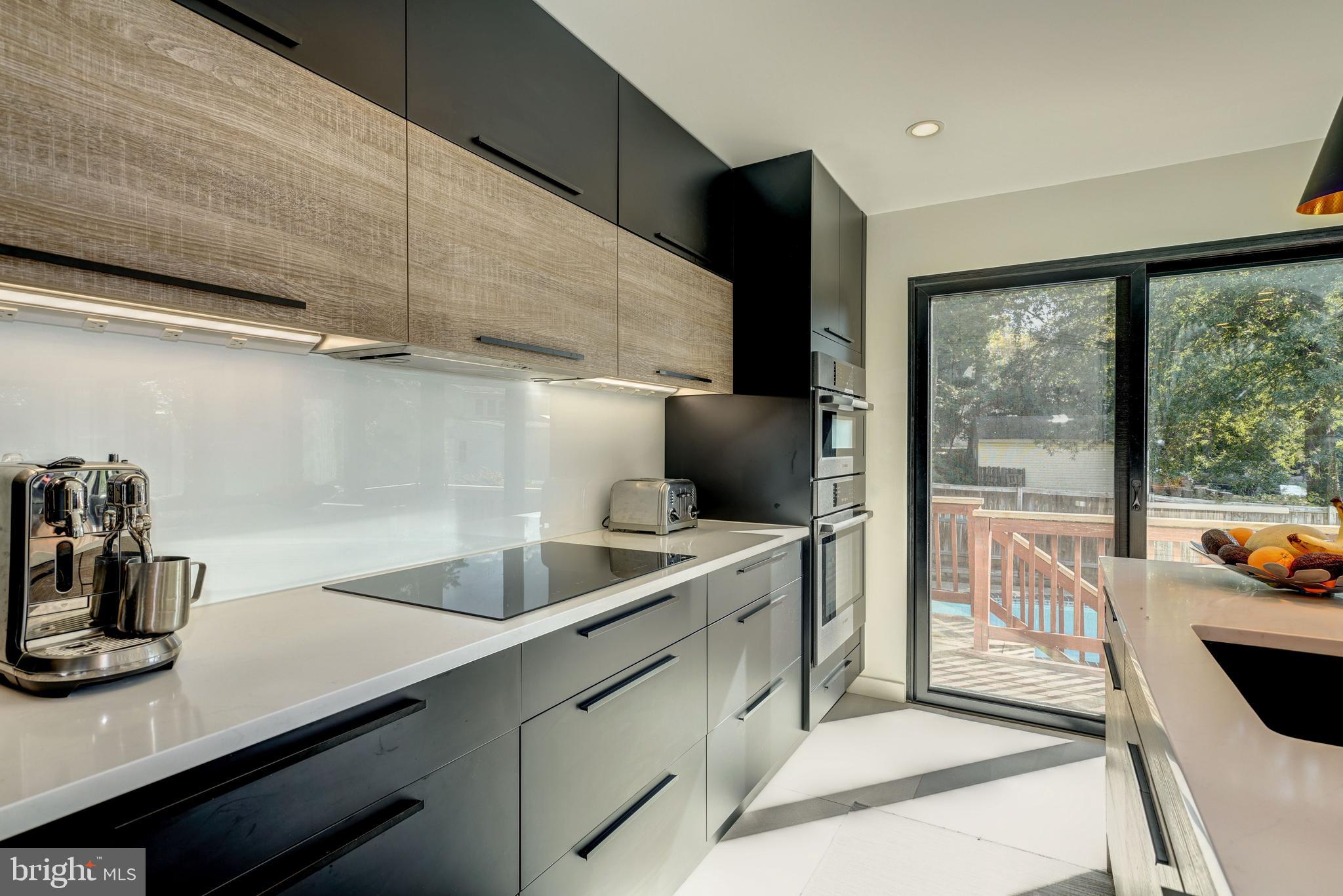 OAKCREST - Residential Lease