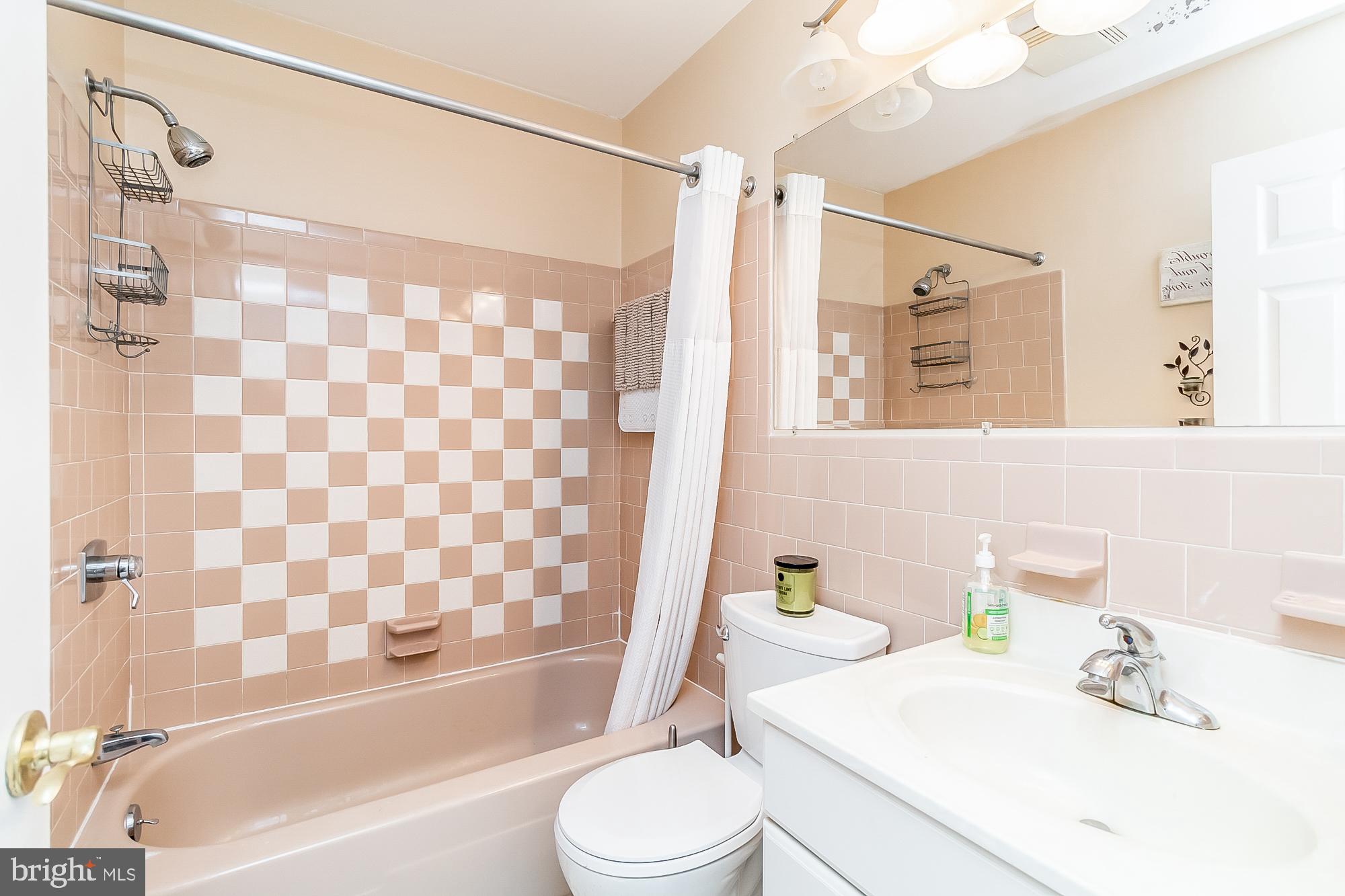 HATHAWAY AT BEL AIR - Residential