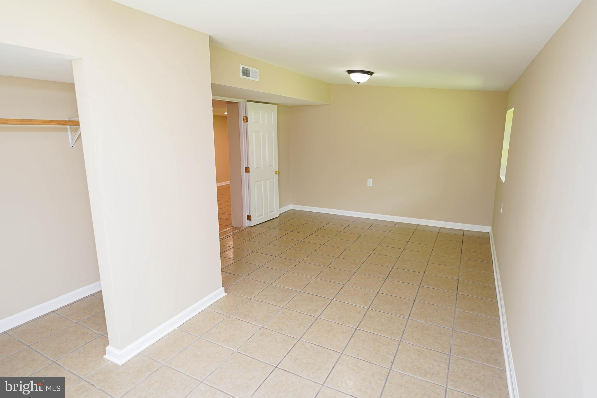 CANNON FARM - Residential Lease