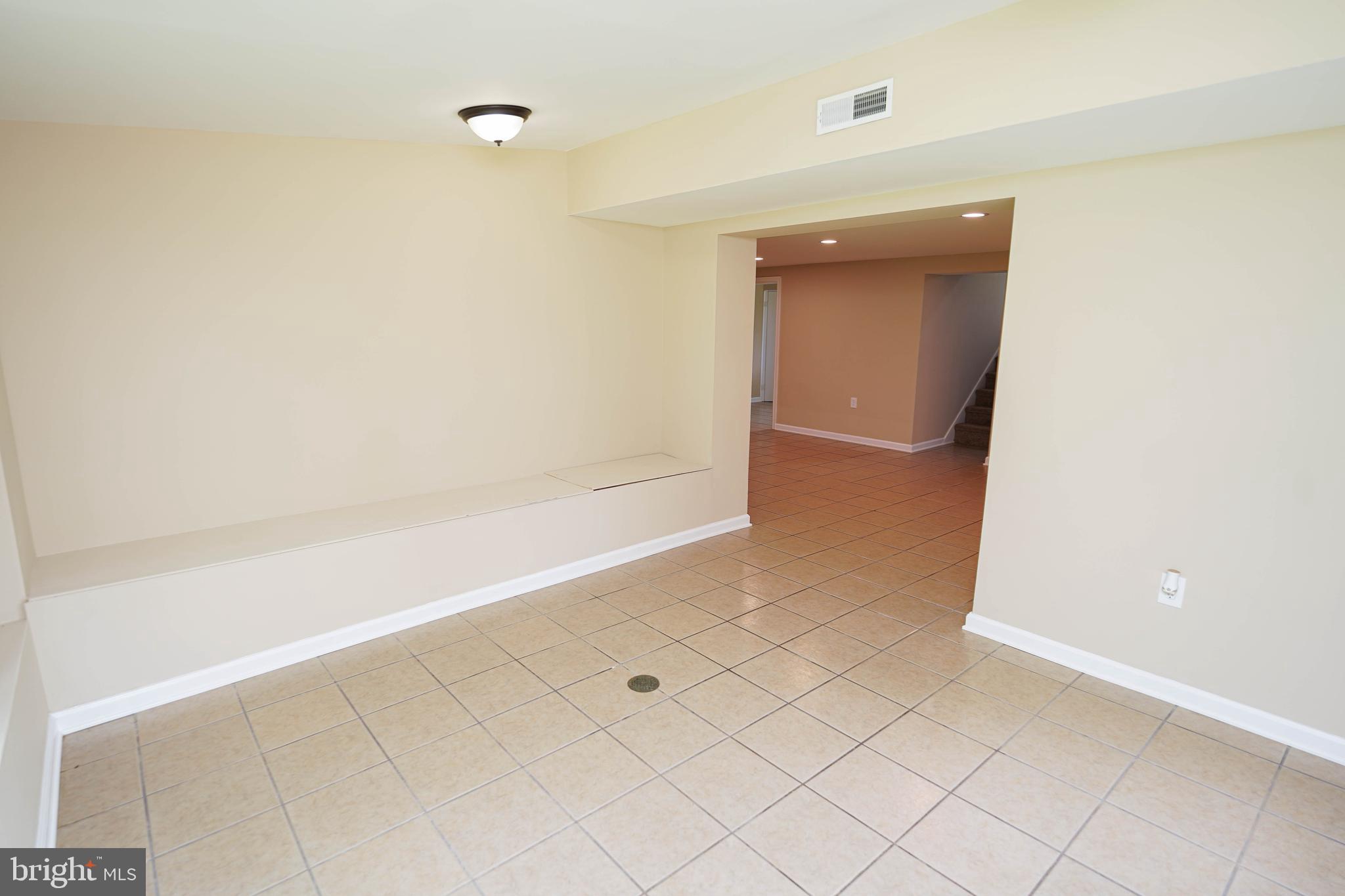 CANNON FARM - Residential Lease