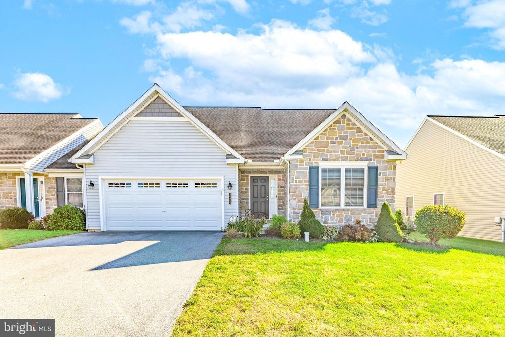 Photo of 5256 Stonefield Drive, MOUNT JOY, PA 17552 (MLS # PALA2085092)