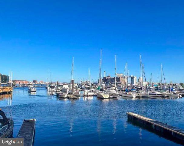 PIERSIDE AT HARBORVIEW - Residential Lease